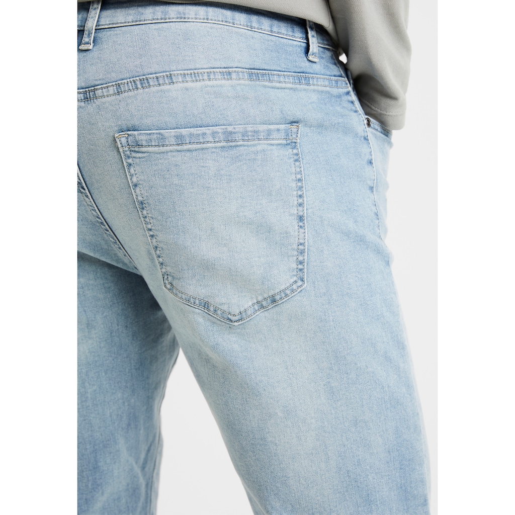 Buffalo 5-Pocket-Jeans »Straight-fit«, Jeans mit normaler Bundhöhe, elastische Denim-Qualität