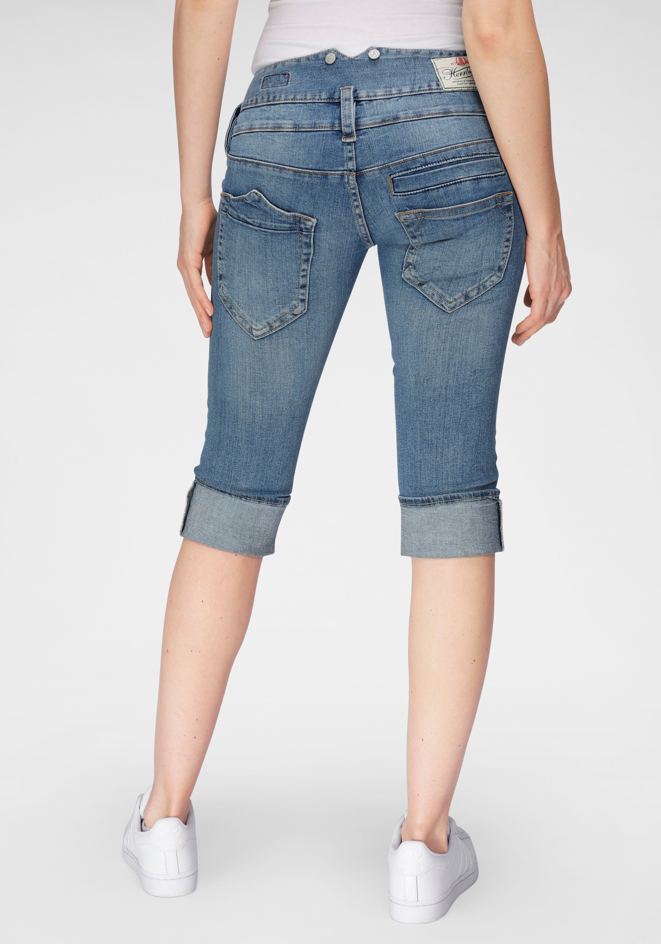 Image of Herrlicher Jeansshorts »PITCH SHORT«, mit Umschlagsaum bei Ackermann Versand Schweiz