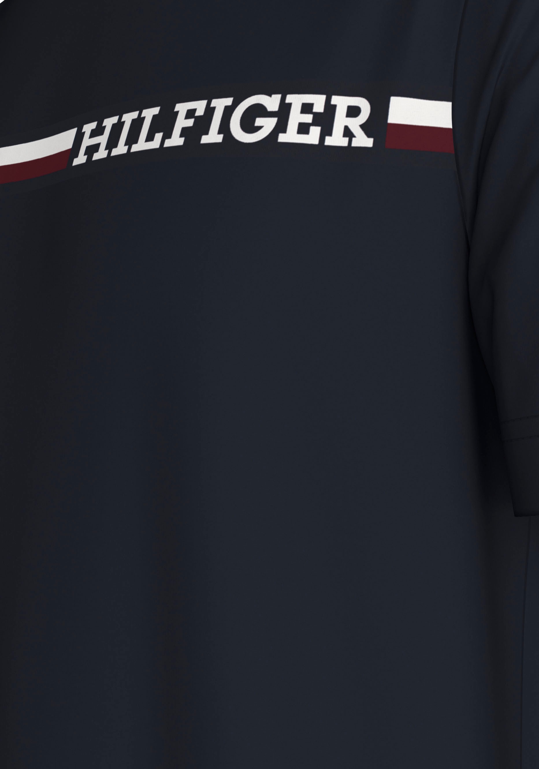 Tommy Hilfiger Big & Tall T-Shirt »BT-CHEST STRIPE TEE-B«, Grosse Grössen mit Logostickerei