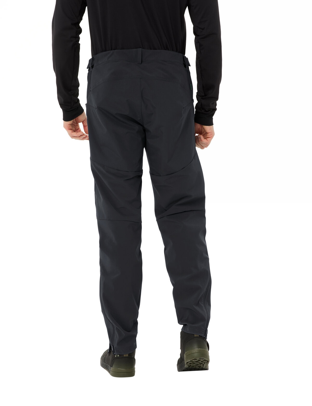 VAUDE Softshellhose »MEN'S QIMSA LIGHT SOFTSHELL PANTS II«  windabweisendes Material, wasserdichter Einsatz am Gesäss