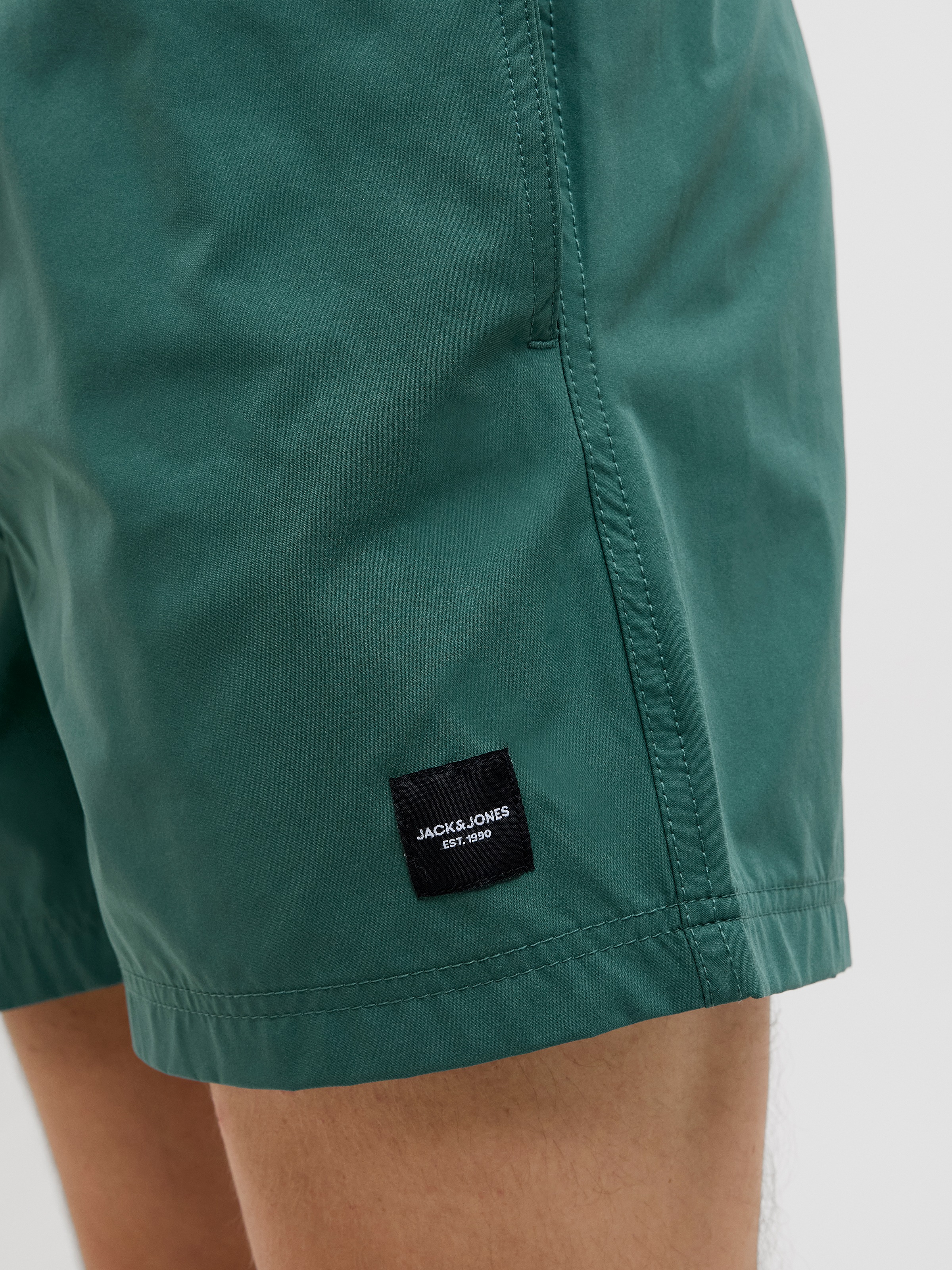 Jack & Jones Badeshorts »JPSTMAUI JJSWIM SOLID AKM SN«