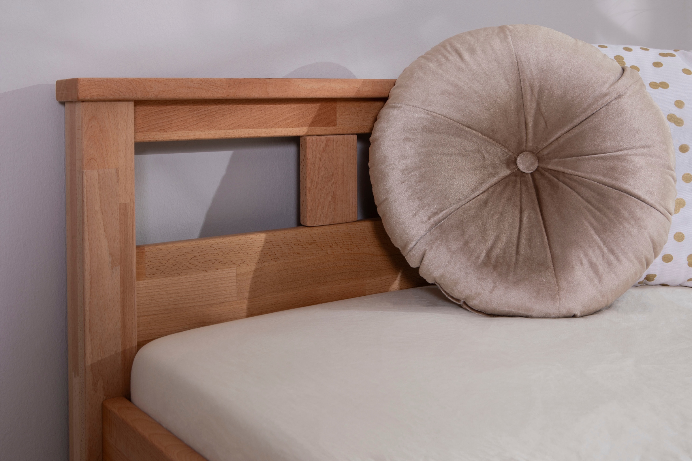 Ticaa Massivholzbett »Merci«, Doppelbett, aus Buche Massivholz, inkl. Rollrost