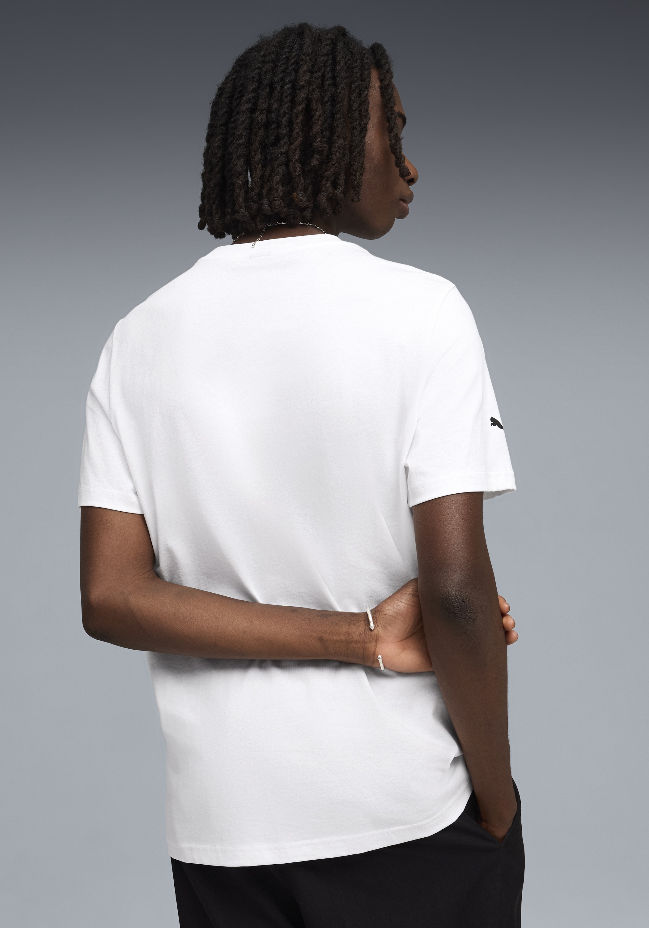 PUMA T-shirt »FERRARI COLORED SHIELD TEE« regular fit, manches courtes, pour fans de sport automobile, col rond