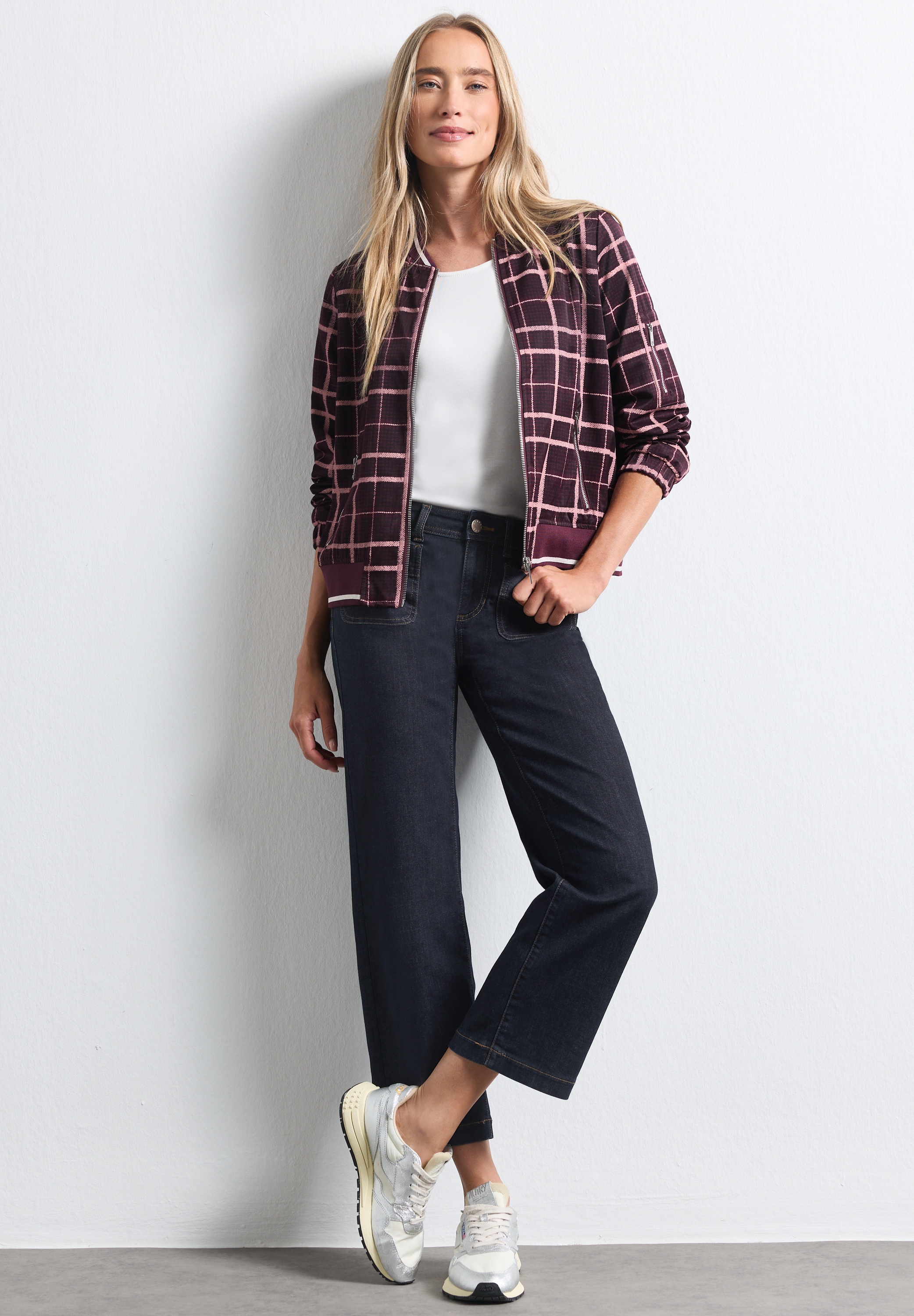 STREET ONE Jeans droit »Style Amalia« aspect délavé / stretch