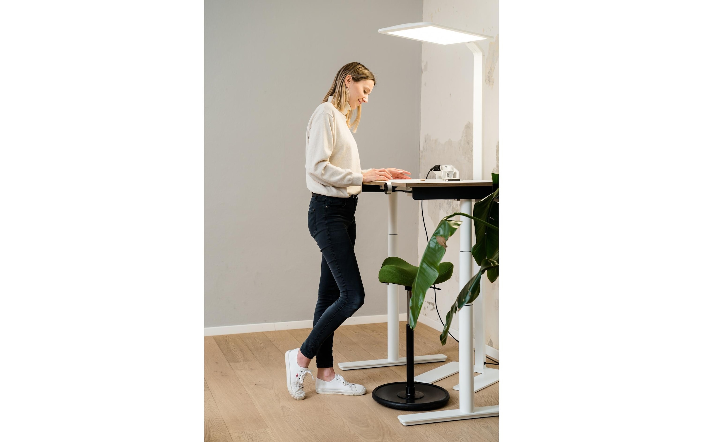   Stehlampe »43 W 4000« Neutralweiss