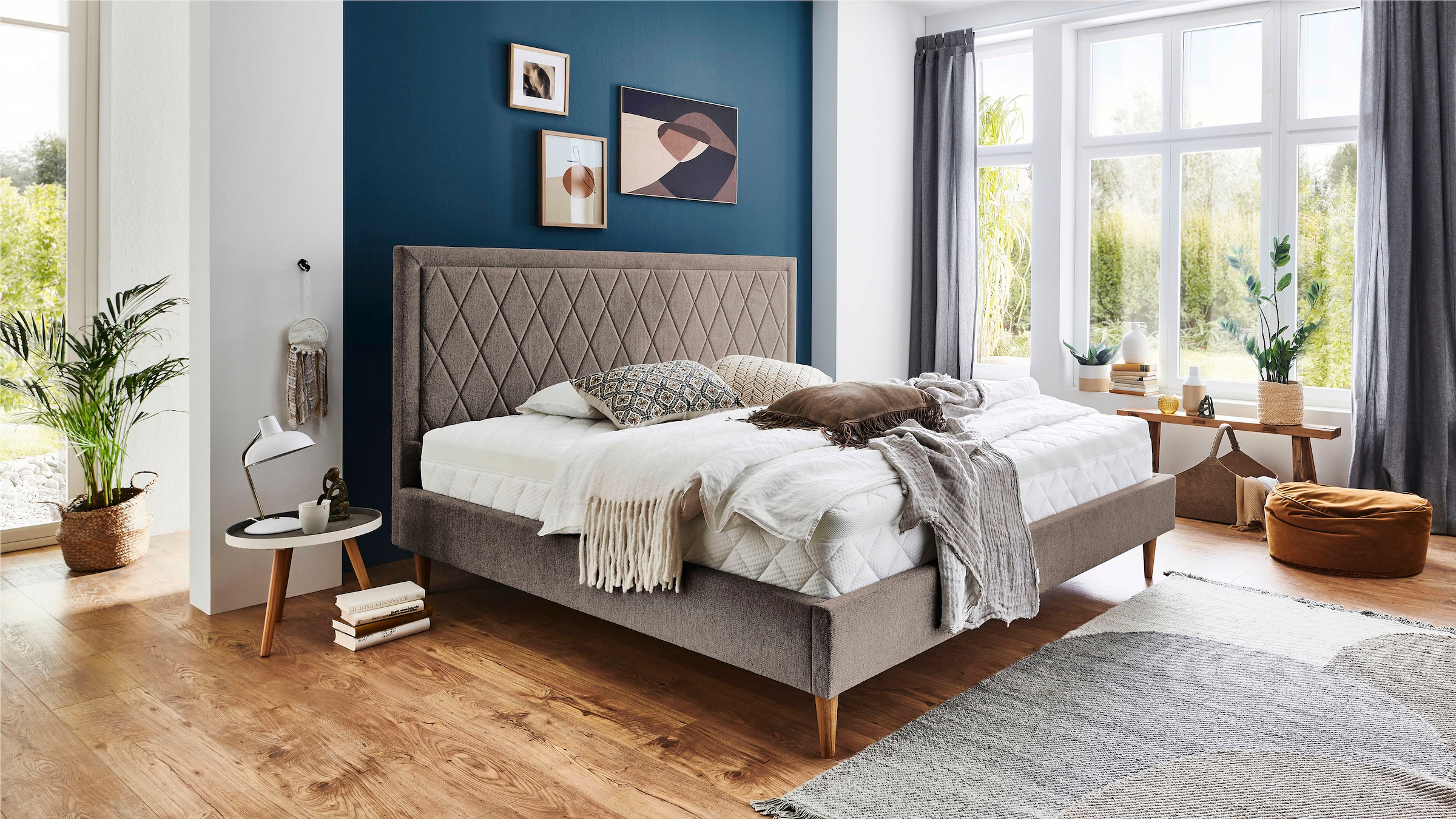 Image of ATLANTIC home collection Polsterbett "Paulin" mit gestepptem Kopfteil