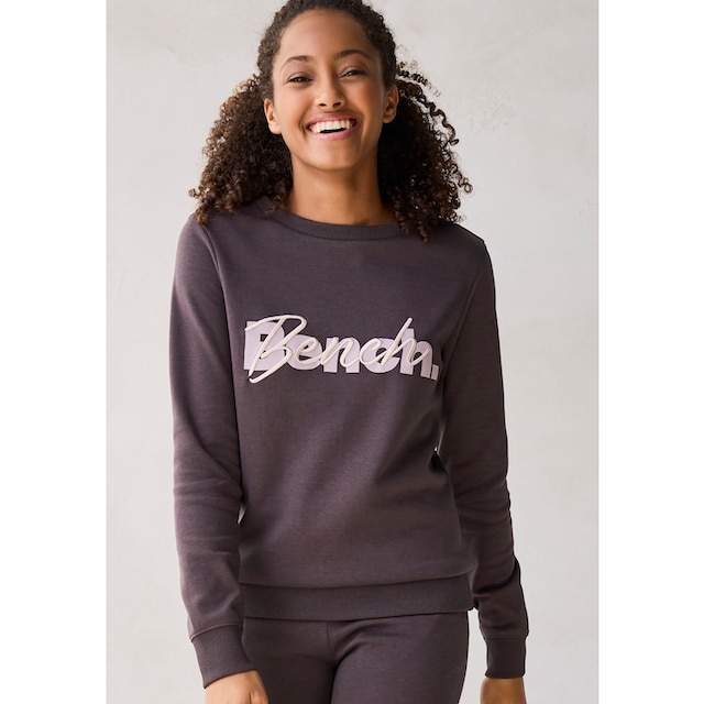 ♕ Bench. Loungewear Sweatshirt, mit Logodruck und Stickerei, Loungeanzug  versandkostenfrei kaufen
