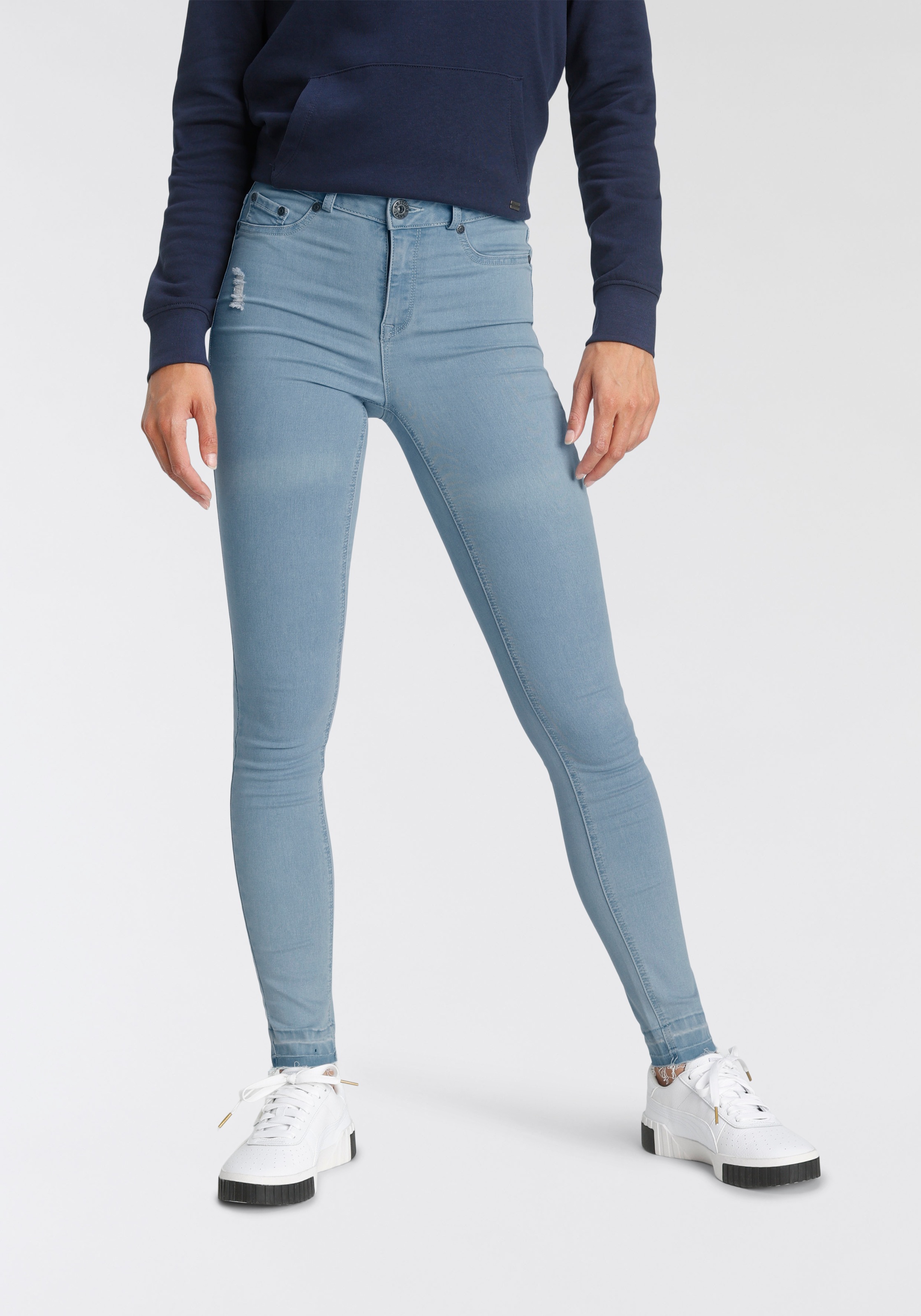 Image of Arizona Skinny-fit-Jeans »Ultra Stretch«, High Waist mit offenem Saum bei Ackermann Versand Schweiz