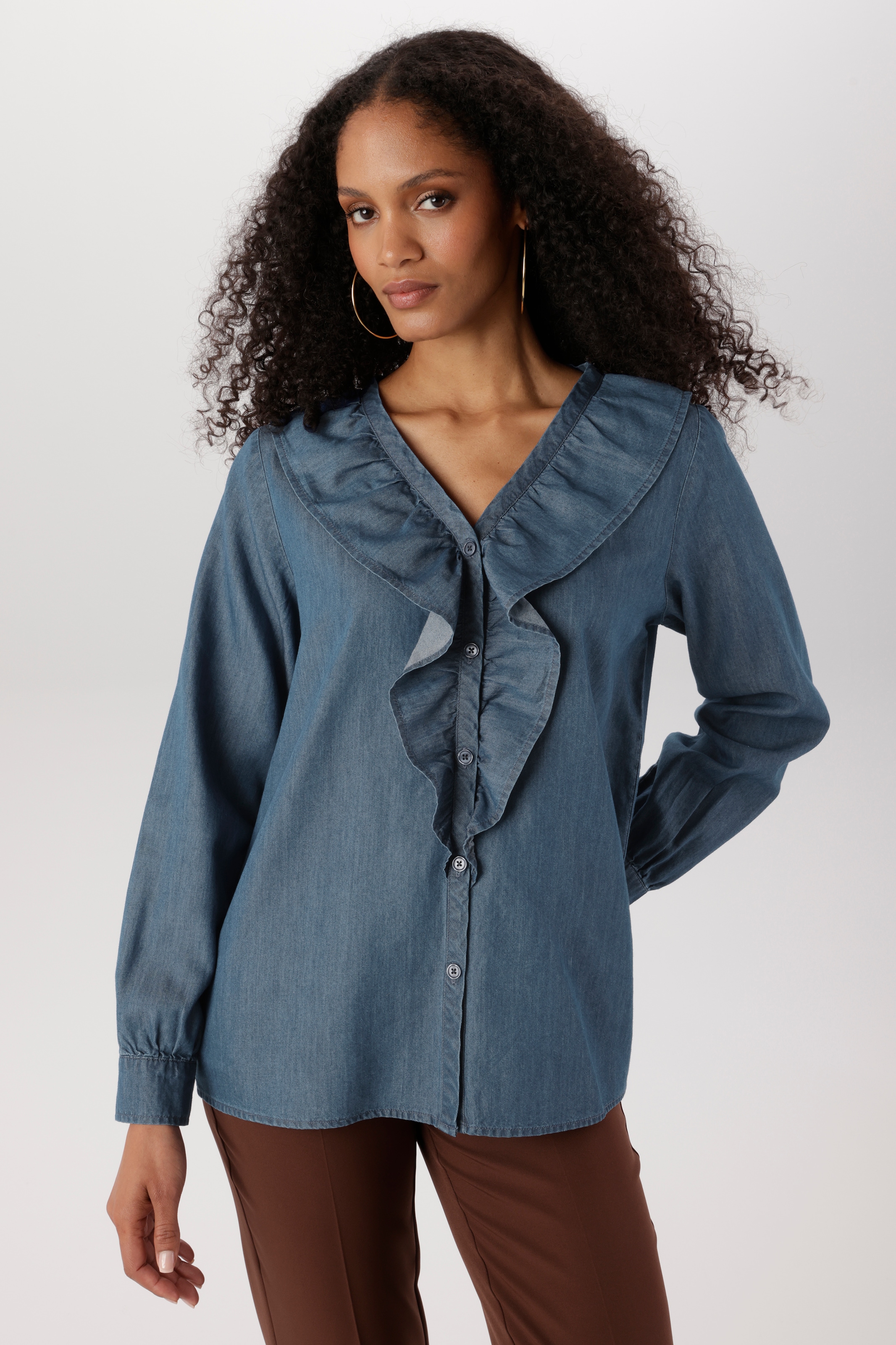 Image of Aniston SELECTED Jeansbluse mit Volants am streckenden V-Ausschnitt - NEUE KOLLEKTION