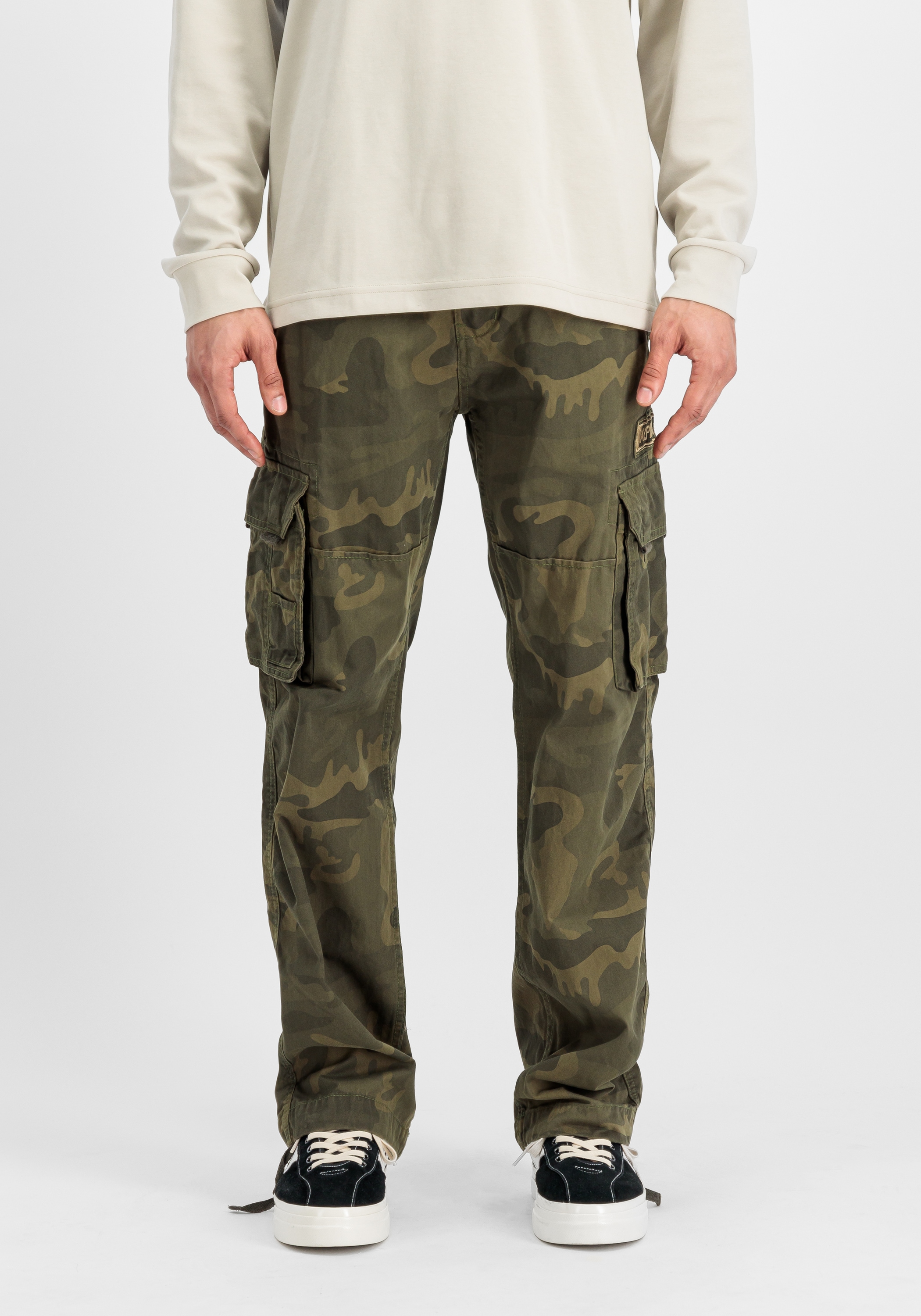 Image of Alpha Industries Cargohose "Jet Pant Camo"