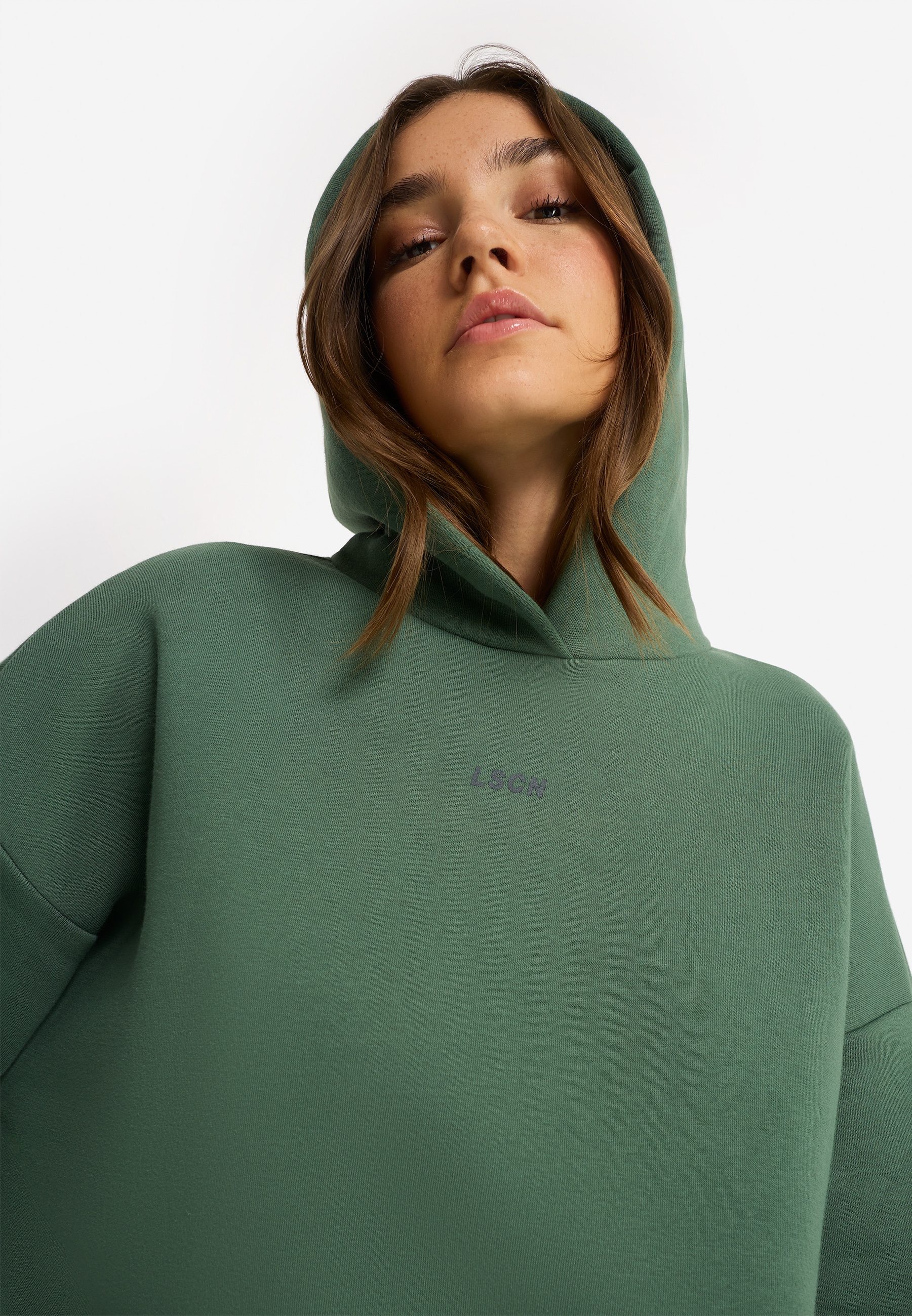 LSCN by LASCANA Hoodie , avec poche kangourou appliquée
