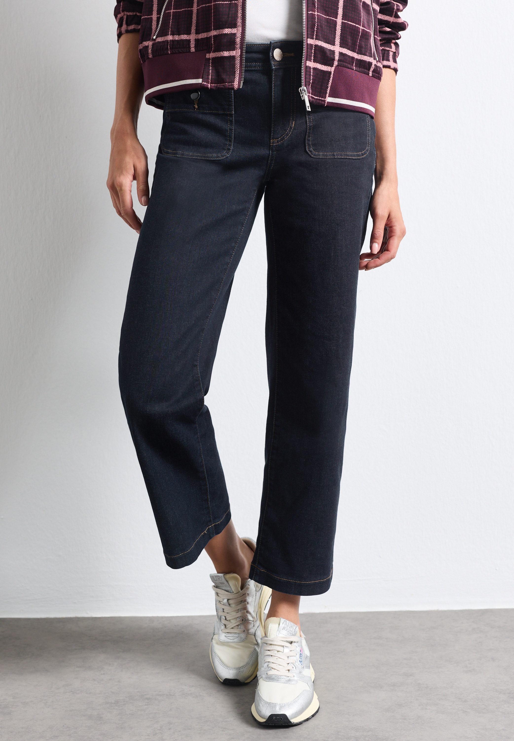 Image of STREET ONE Straight-Jeans "Style Amalia" im Rinsed-Look / Stretch
