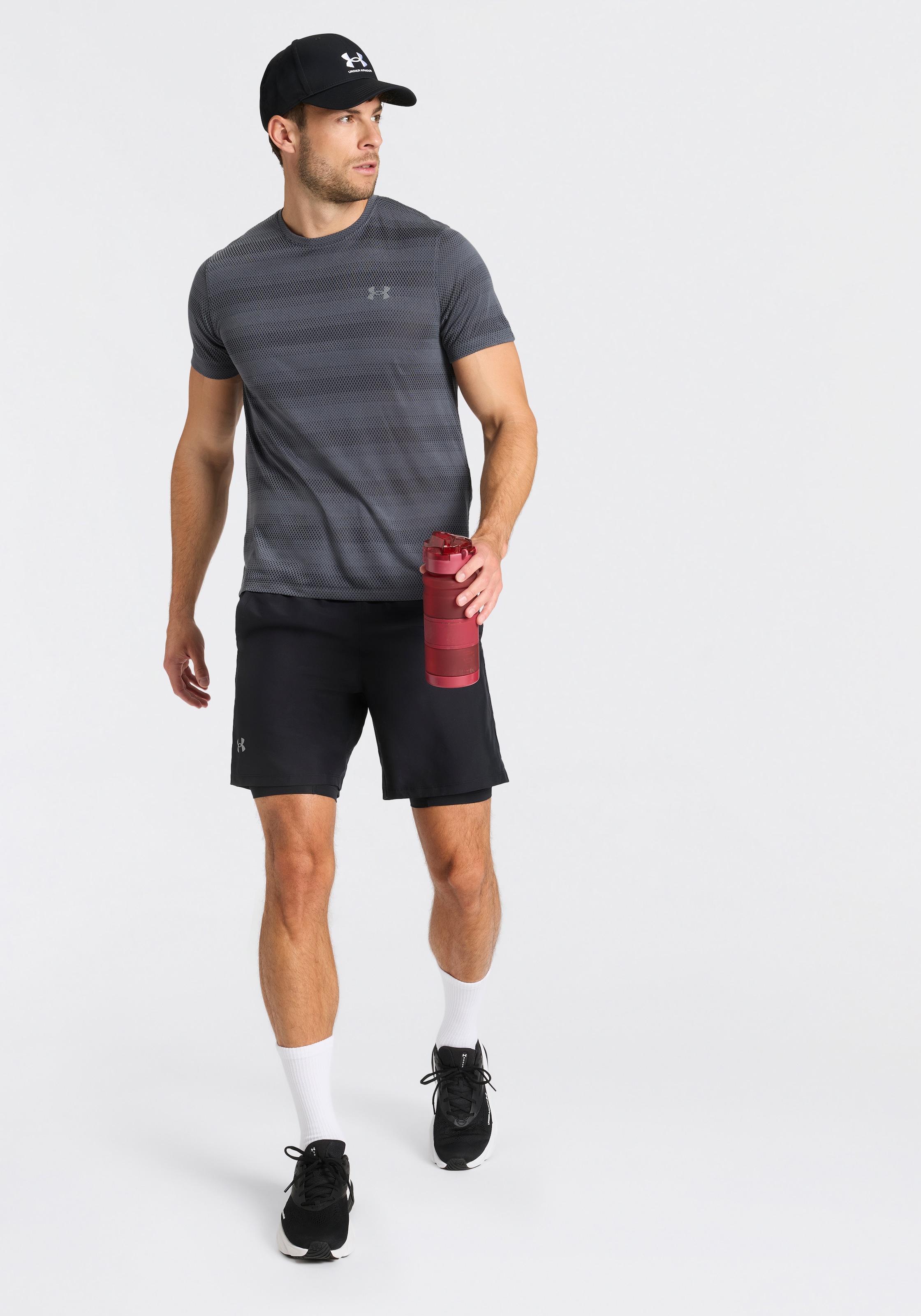 Under Armour® Laufshirt »UA VELOCITI SS« für sportliche Aktivitäten, ideal zum Laufen, für Erwachsene
