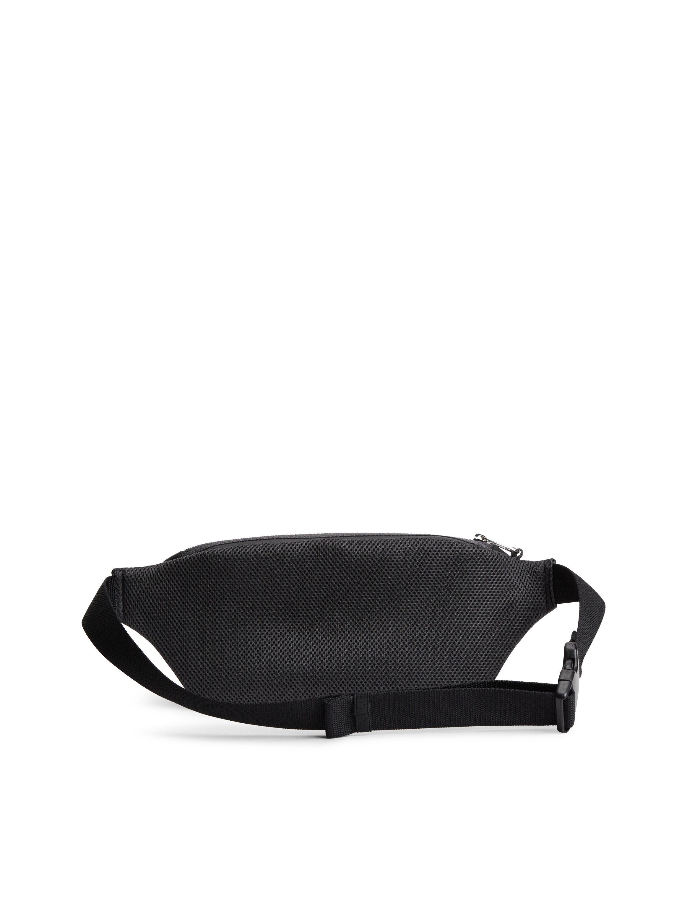 Tommy Jeans Bauchtasche »TJM ELEVATED PU BUMBAG« Unisex Gürteltasche, Crossbody Bag mit Logo-Aufnäher
