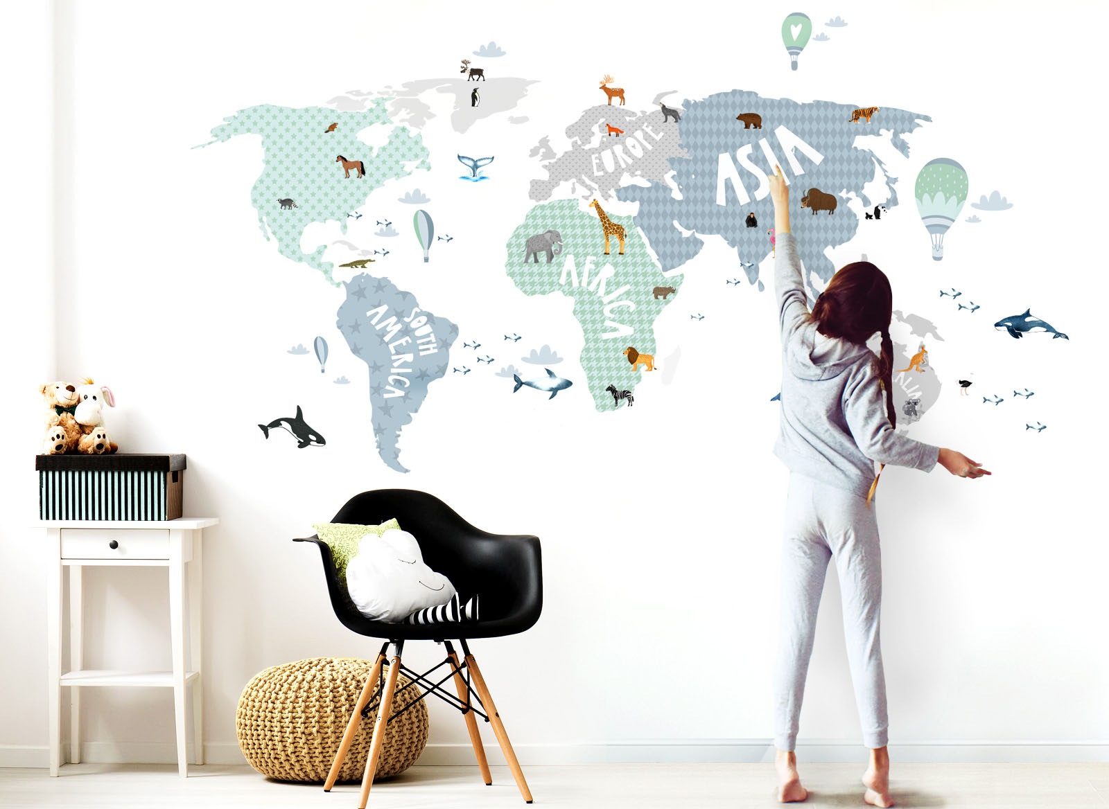 Image of little DECO Wandtattoo »Little Deco Wandtattoo Weltkarte mit Tieren grau blau grün DL130« bei Ackermann Versand Schweiz