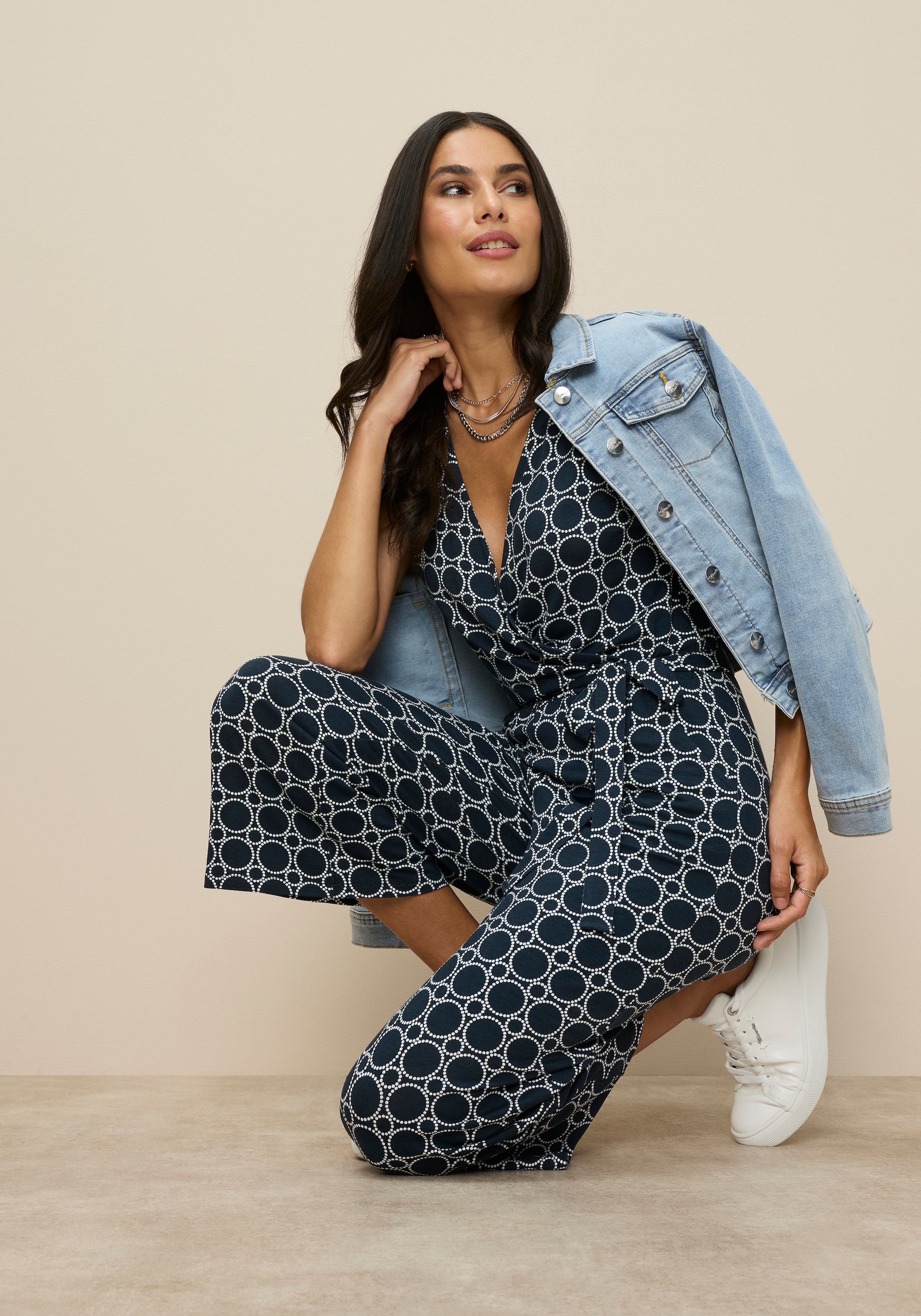 Tamaris Combinaison culotte mit Bindegürtel und modernem Muster