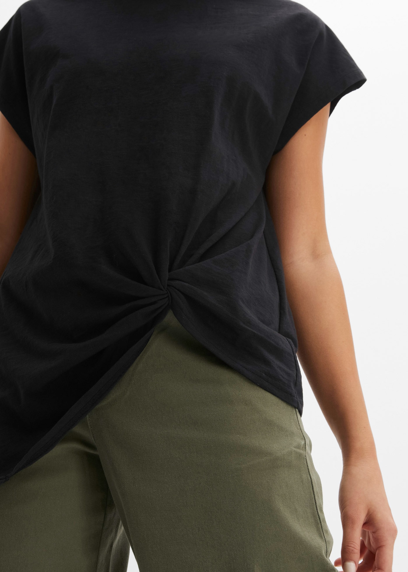 bonprix T-Shirt lässig geschnittene Passform, ärmellos, mit Knotendetail