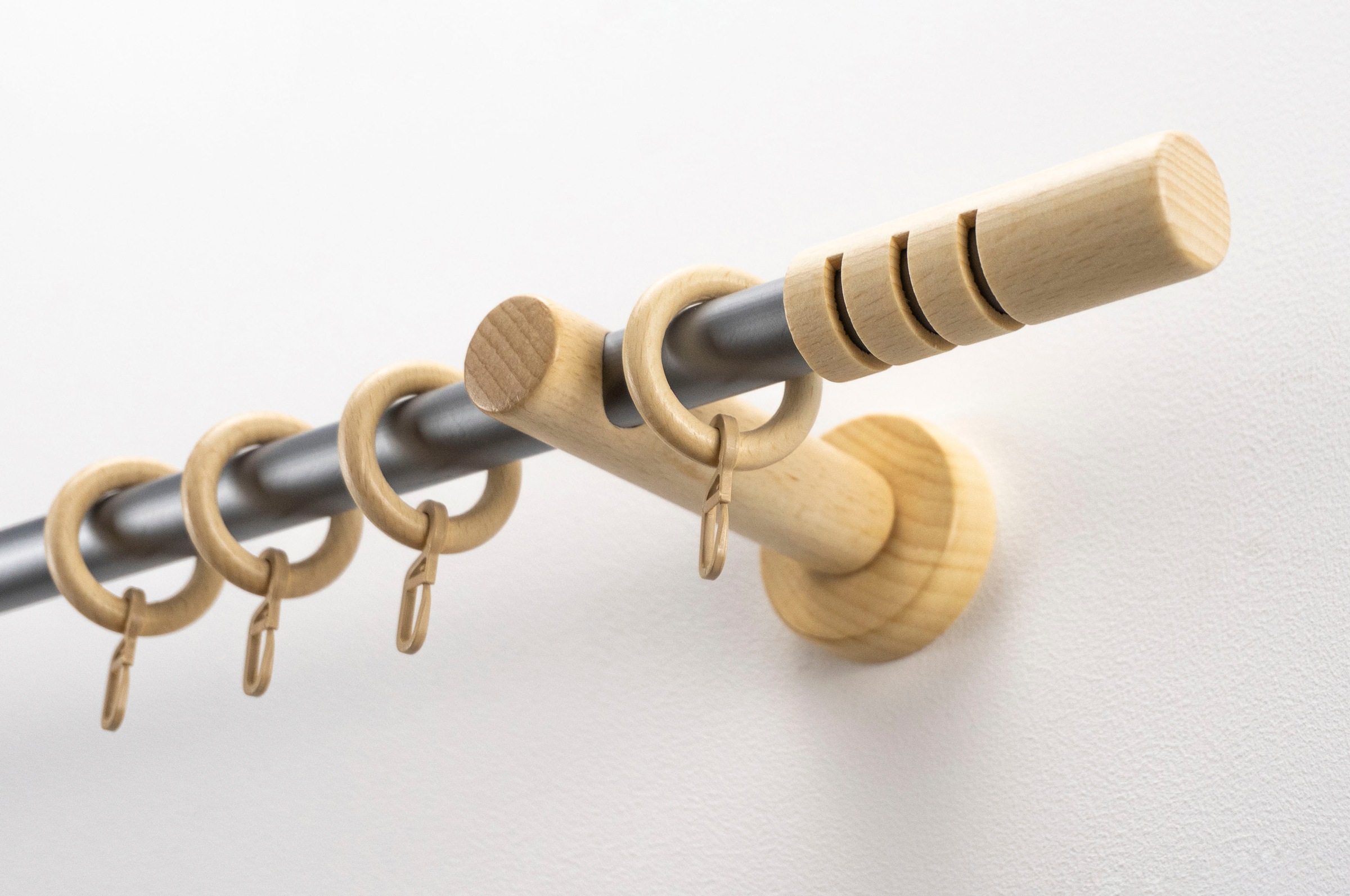 Image of GARESA Gardinenstange »PEMPIA«, 1 läufig-läufig, Wunschmasslänge, Vorhanggarnitur, einfache Montage, m. Stangenverbinder verlängerbar, Wandmontage, Knopf m.Ausschnitte, mit Ringe bei Ackermann Versand Schweiz