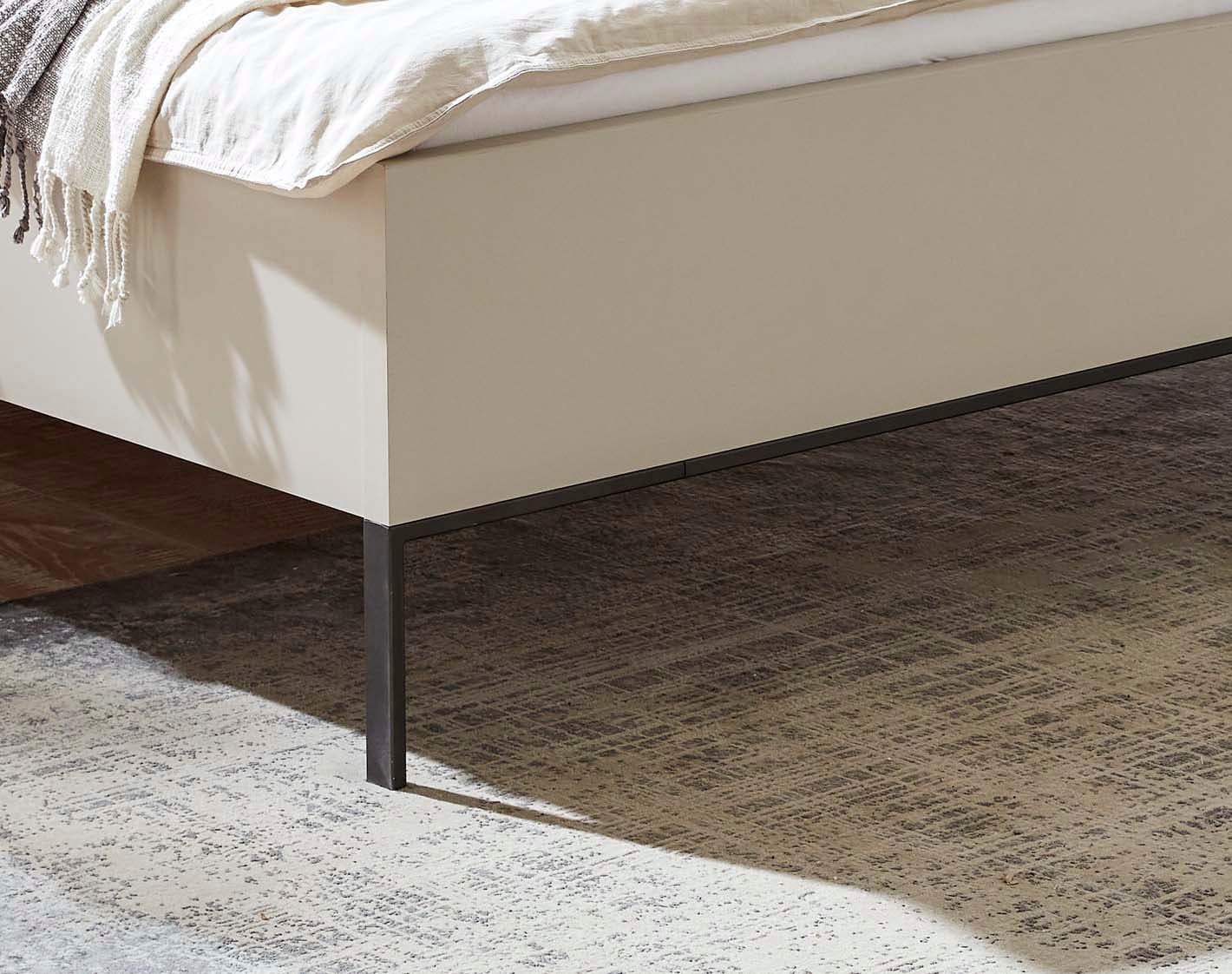 WIEMANN Futonbett »Asti« Absetzungen in Bianco-Eiche-Nachbildung, Kufe in Schiefer