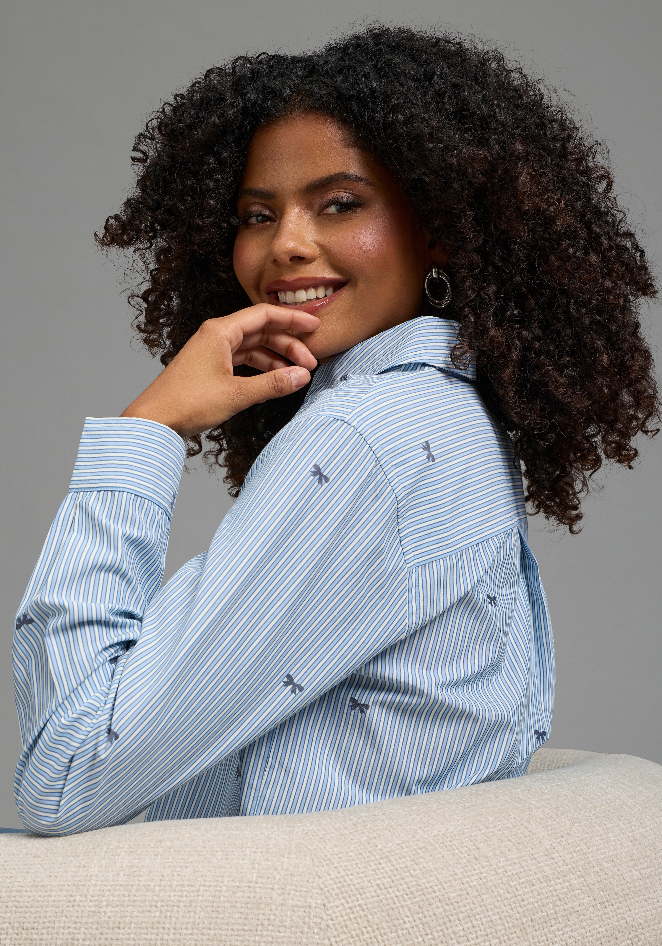 Laura Scott Blouse chemise manches longues, avec poignet à 1 bouton, aspect imprimé