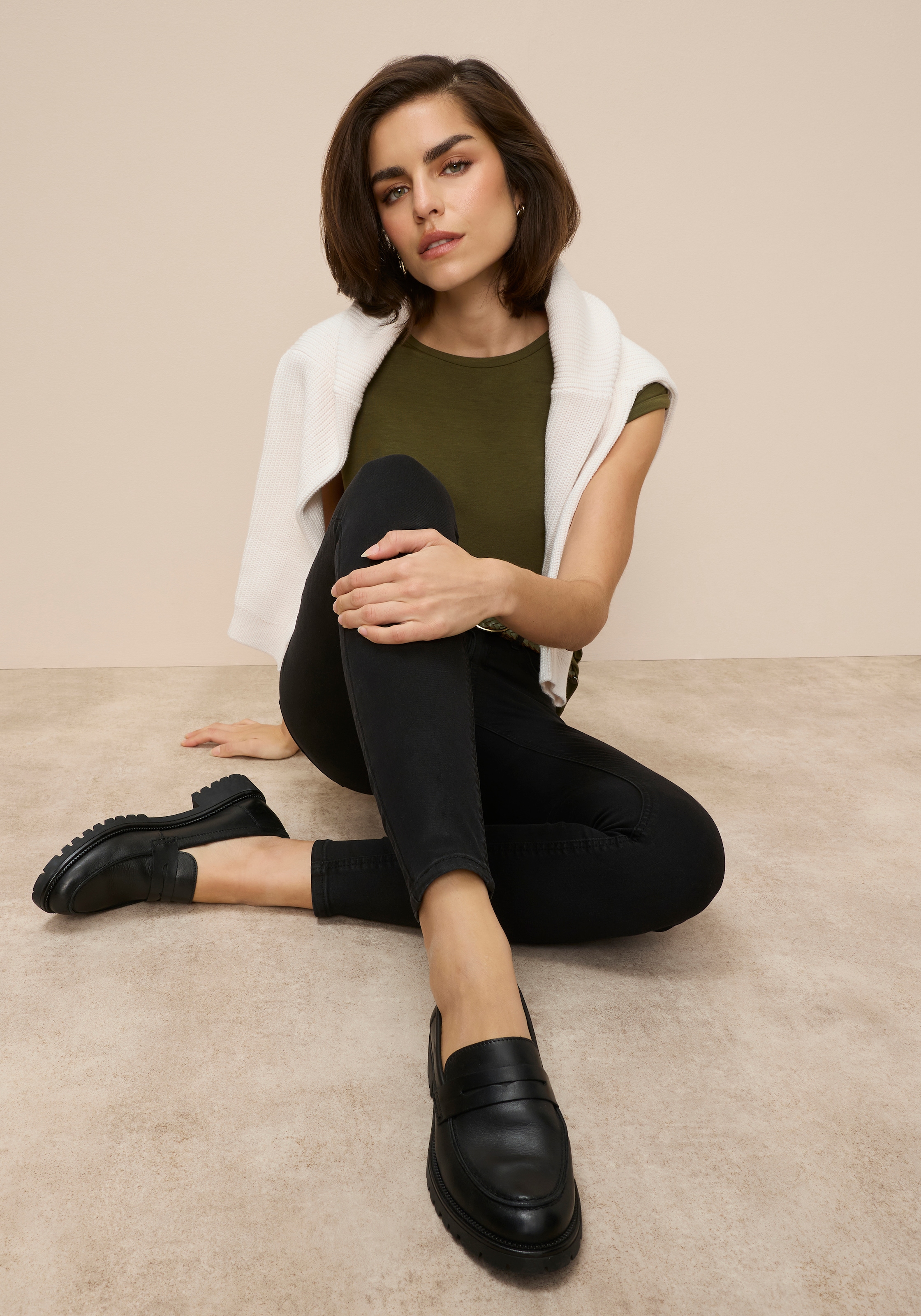 Tamaris Jeans taille haute Skinny Fit,  modischer Ankle Cut,  mit Gürtelschlaufen