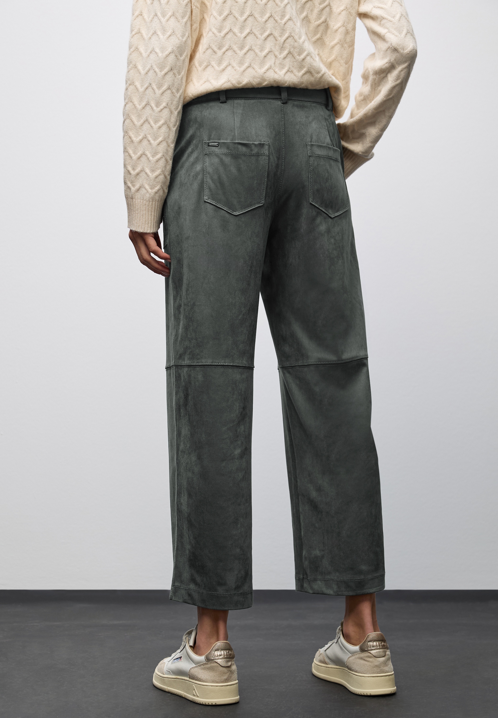 Image of STREET ONE Stoffhose Velour - mit Stretch und Eingrifftaschen
