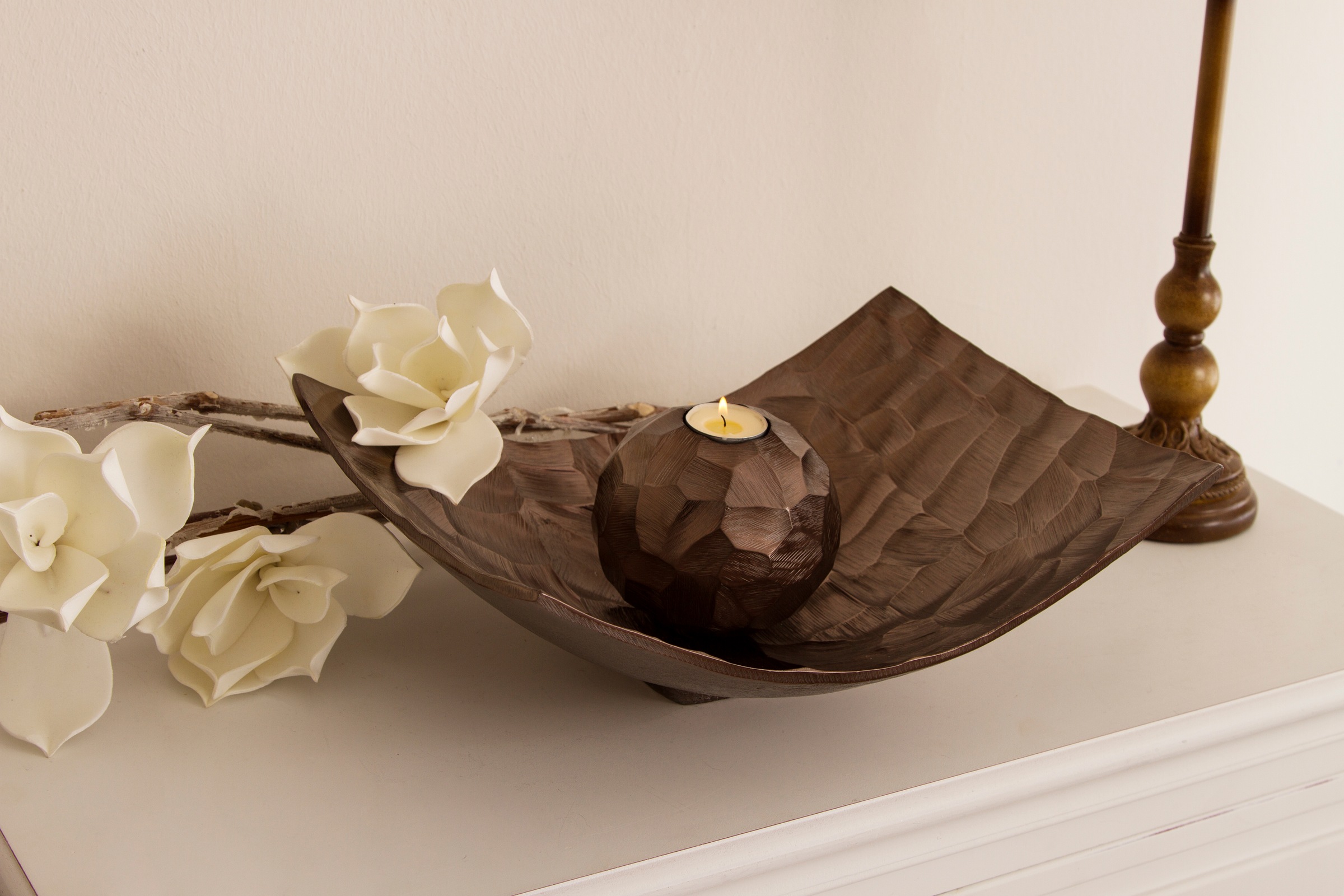 Image of Myflair Möbel & Accessoires Dekoschale »Jennifer, bronze«, Schale, aus Metall, eckig, Hammerschlag Optik, modernes Design, Wohnzimmer bei Ackermann Versand Schweiz