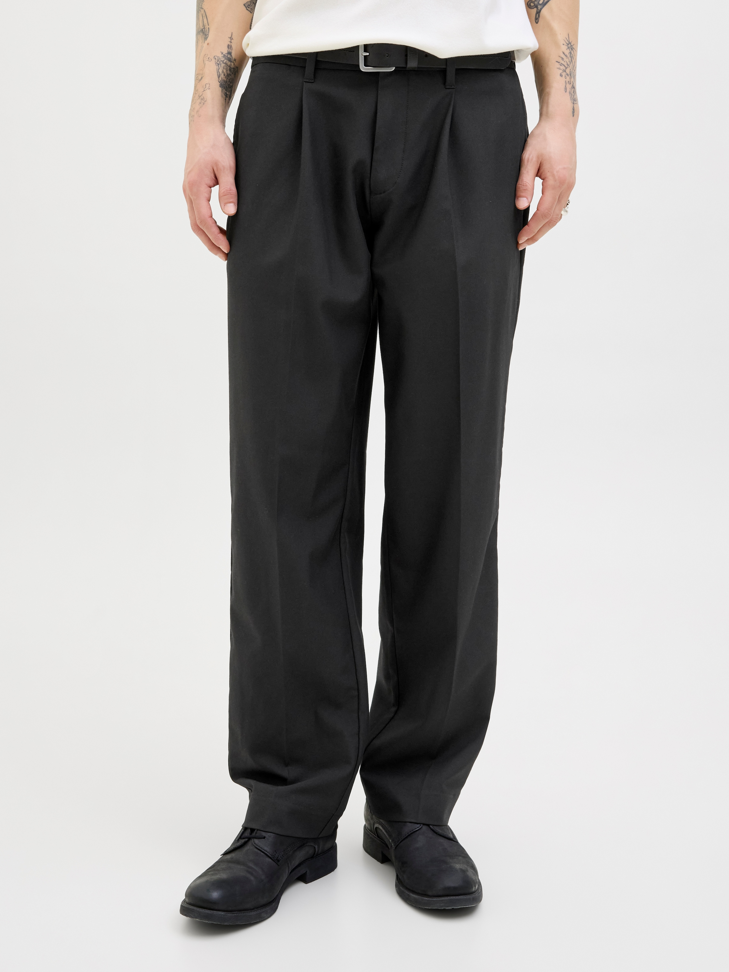 Image of Jack & Jones Chinohose "JPRCCKARL JJCAMERON PLEATED CHINO NOOS"