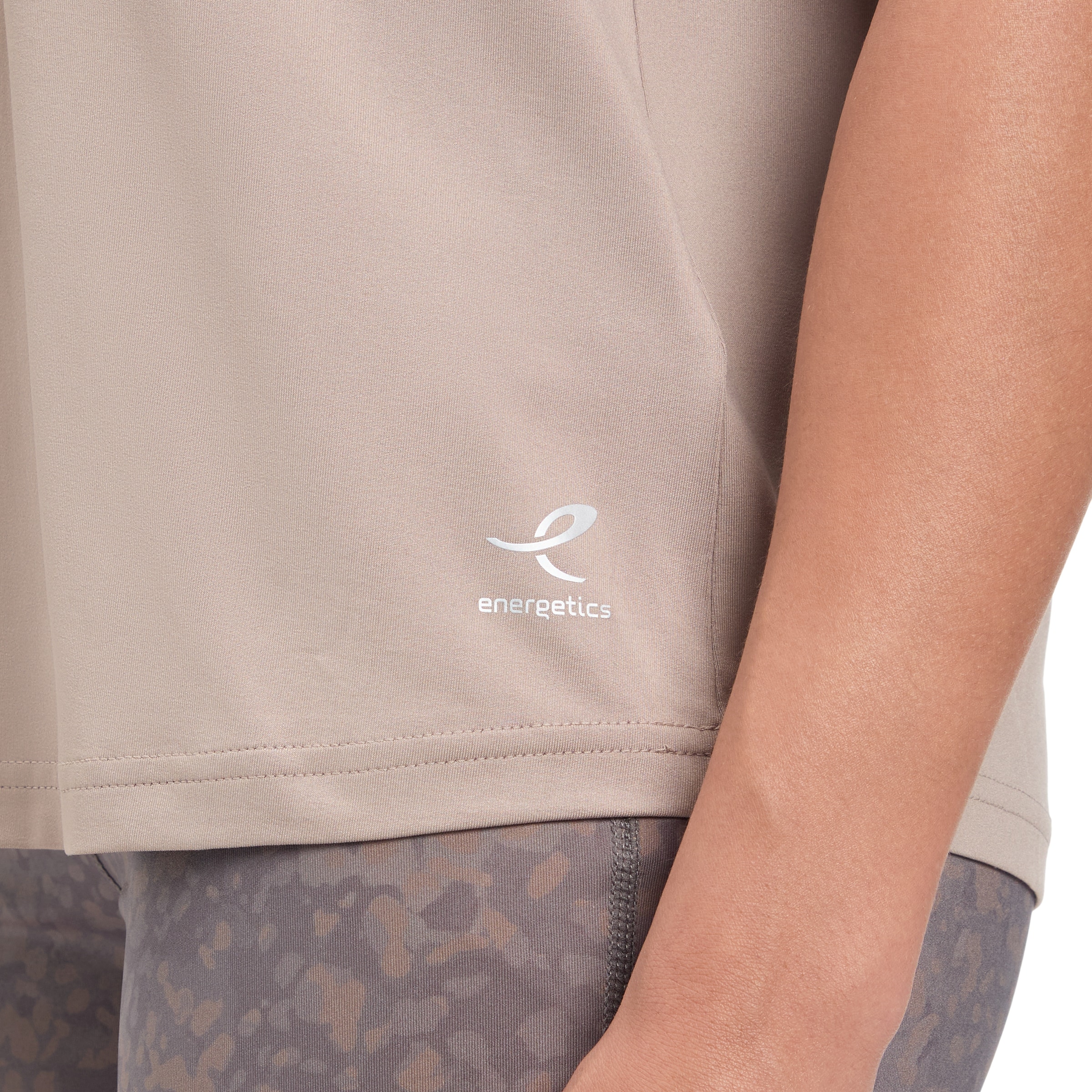 Energetics T-shirt »DA.-T-SHIRT GIANNA SHORT SLEEVE W« coupe plus longue à l'arrière, en jersey, coupe ample