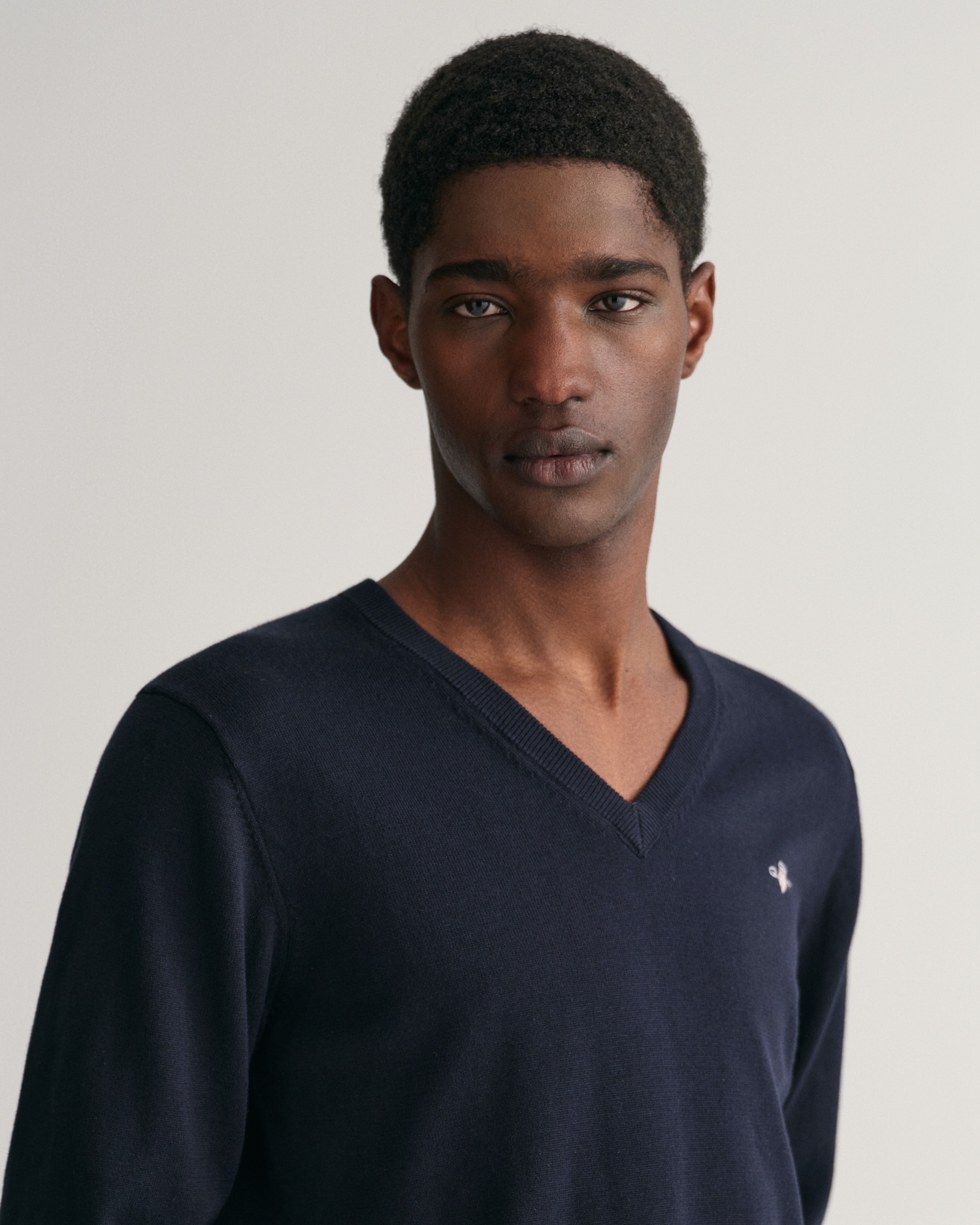 Gant Pull col V »Classic Cotton V-Neck« Premium Strickjersey aus weicher 100% Baumwolle, Übergangspullover