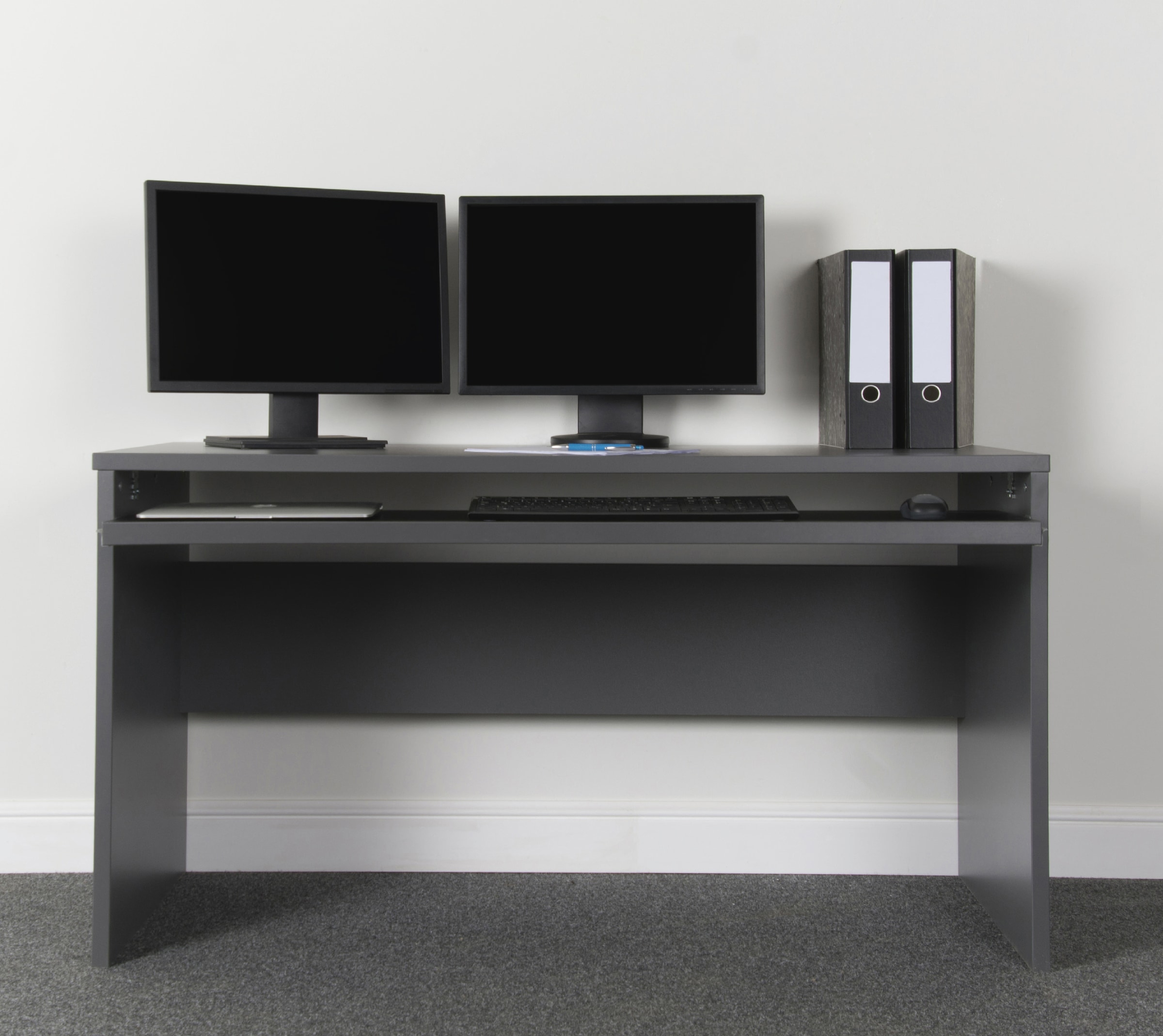VOGL Möbelfabrik Schreibtisch »Barrie«, 2-farbiger Tablarauszug, Breite 160 cm, Made in Germany