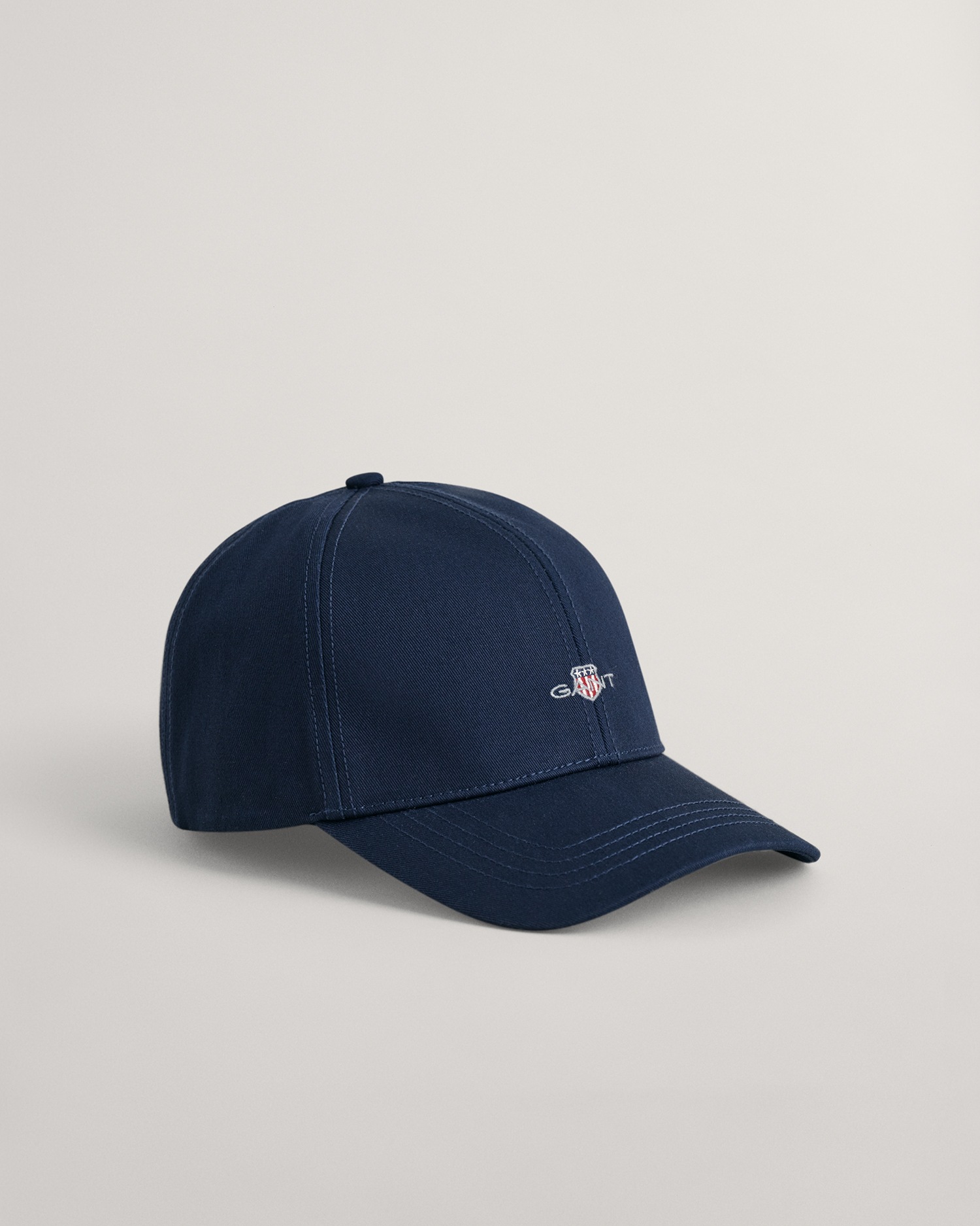 Finde Gant Baseball Cap »UNISEX. SHIELD HIGH CAP«, mit Logostickerei vorne  auf