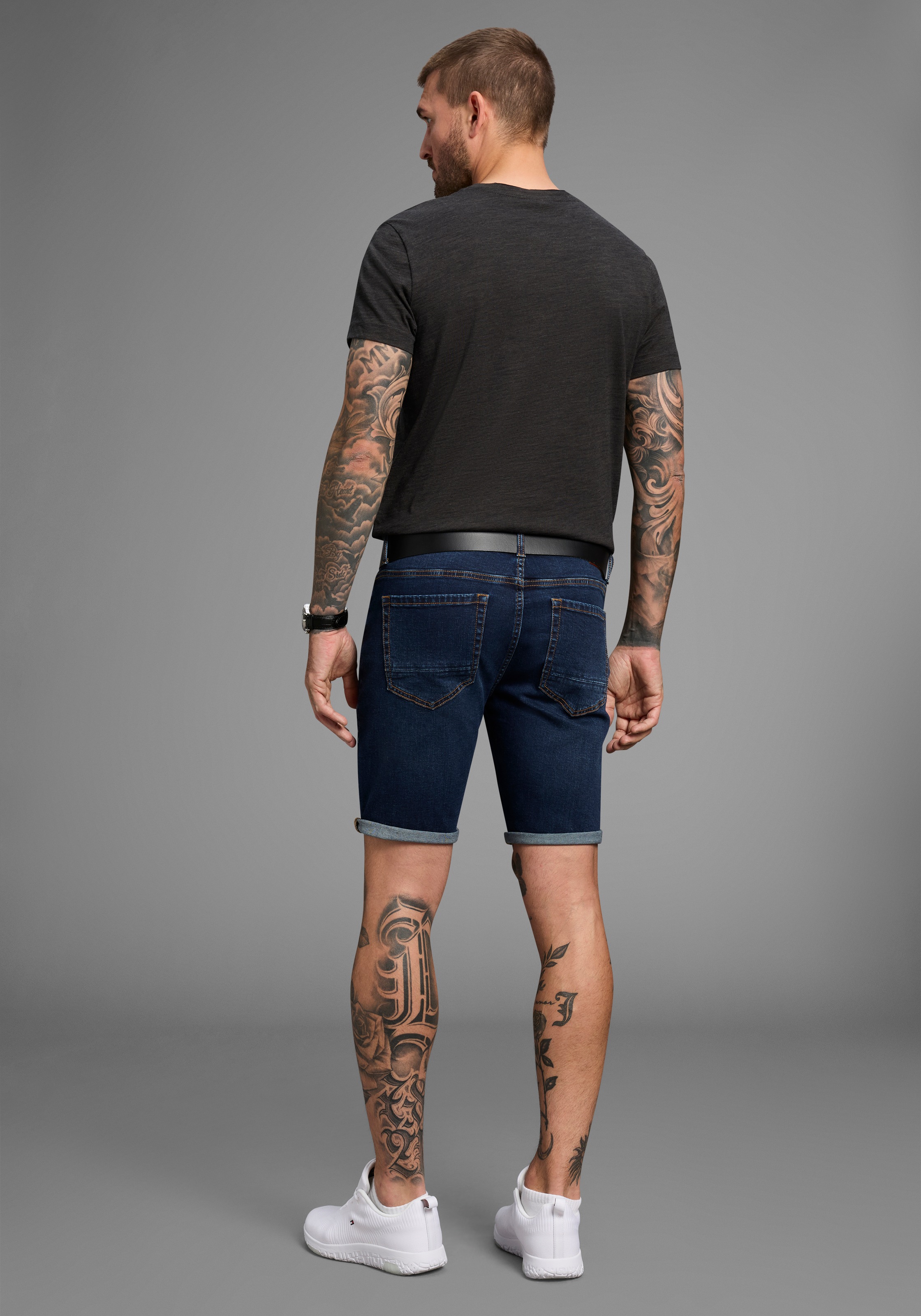 Bruno Banani Short en jean »Hutch-Shorts« gerade geschnittene kurze Beine, niedrige Leibhöhe