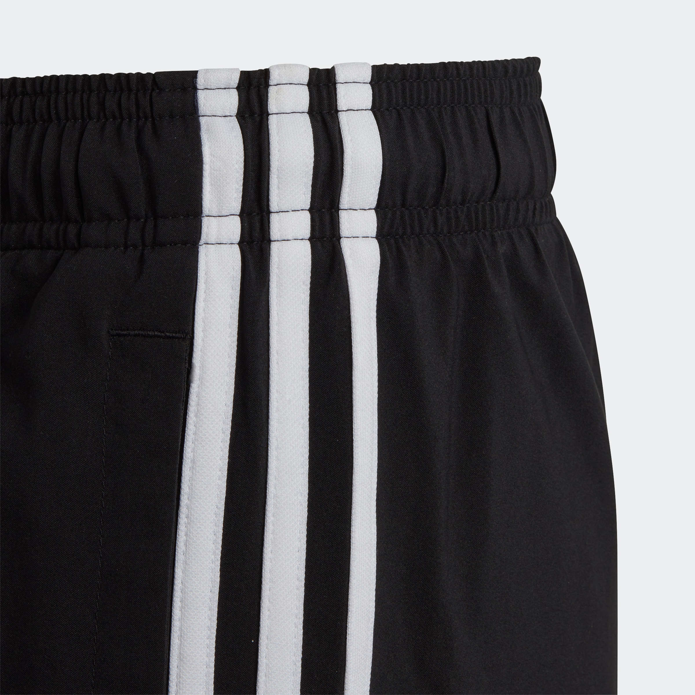 adidas Sportswear Shorts »ESSENTIALS 3-STREIFEN WOVEN«, (1 tlg.)