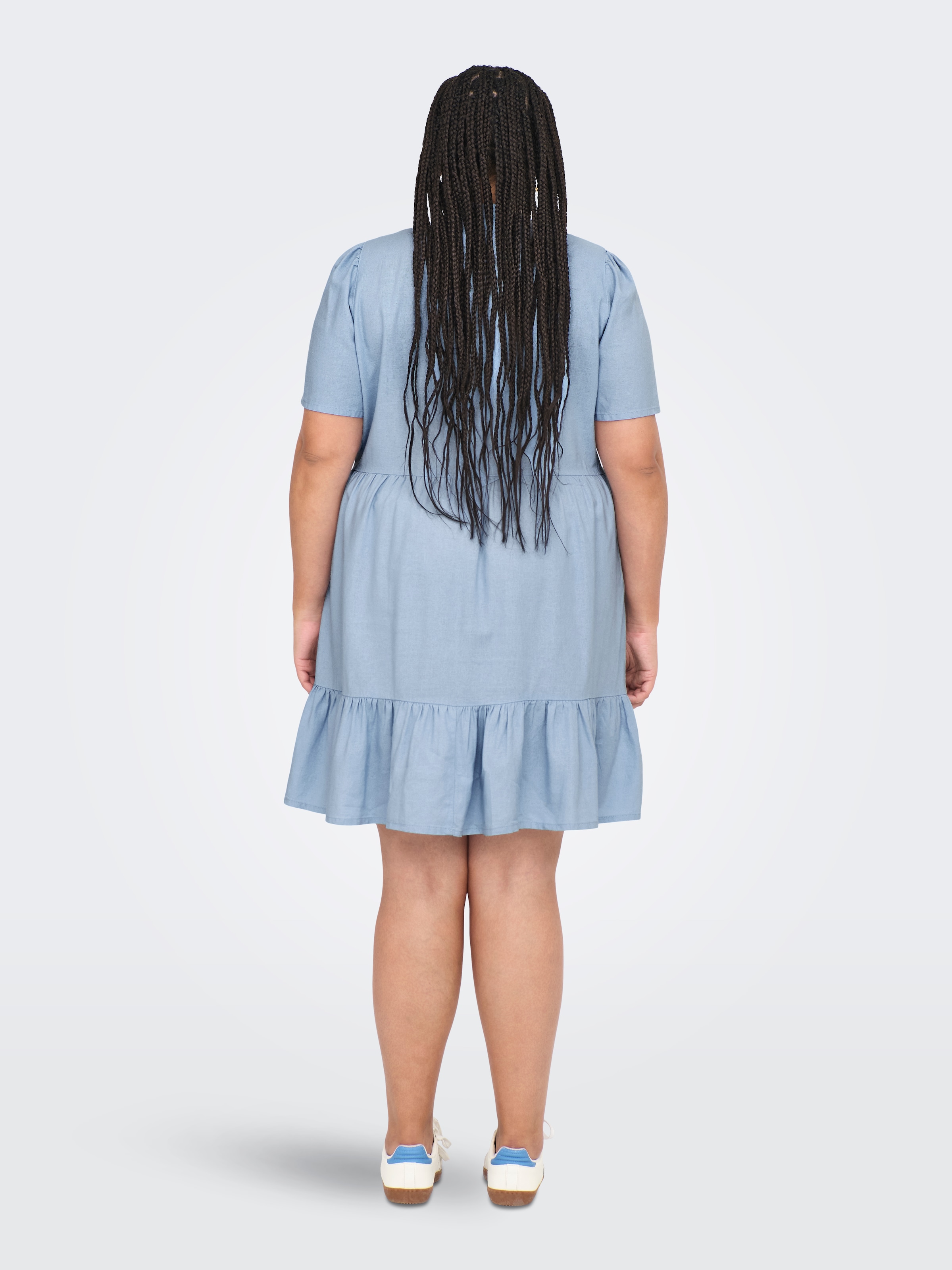 ONLY CARMAKOMA Minikleid »CARTIRI-CARO S/S V-NECK LIN DRESS TLR«, mit Volant im Tunika Style