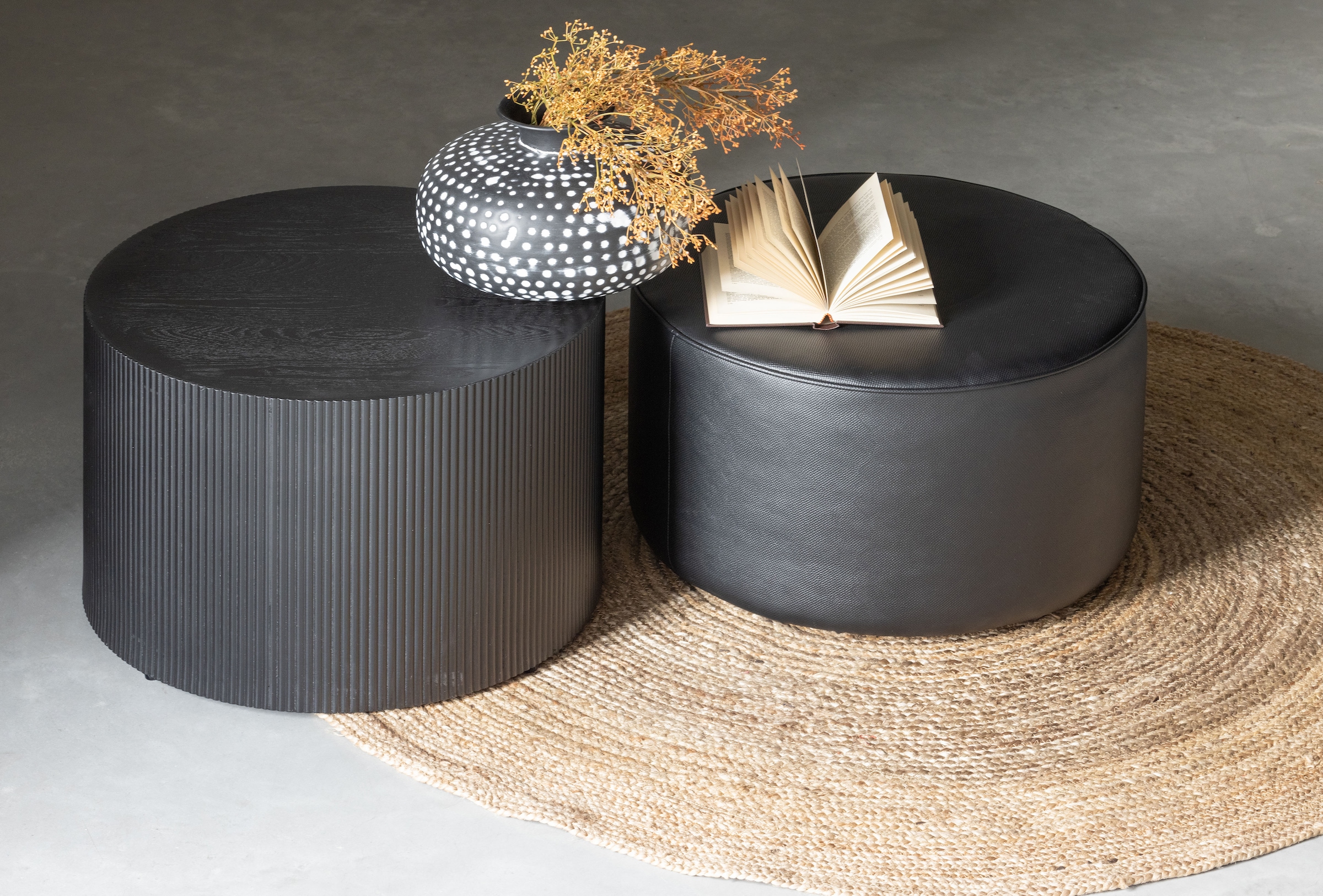Image of WOOOD Beistelltisch "Sanne aus lackiertem MDF, rund und hohl Ø60x40 cm" Tragkraft 20 kg, Wandstärke 1 cm, Unterseite geschlossen