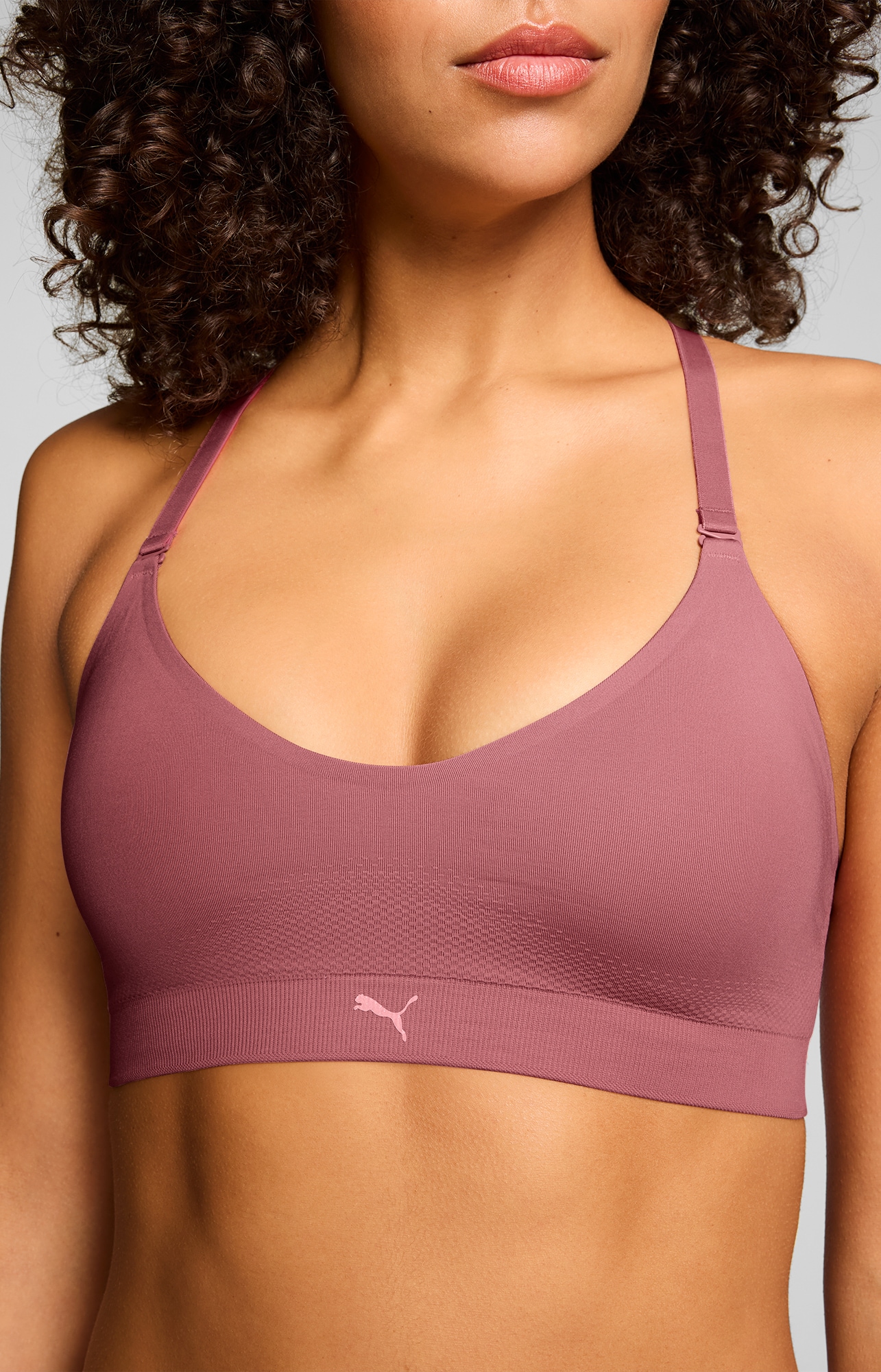 Image of PUMA Sport-Bustier "PUMA WOMEN 3D KNIT SPORT TRIANGLE TOP" wendbare und verstellbare Träger für einen personalisierten Look
