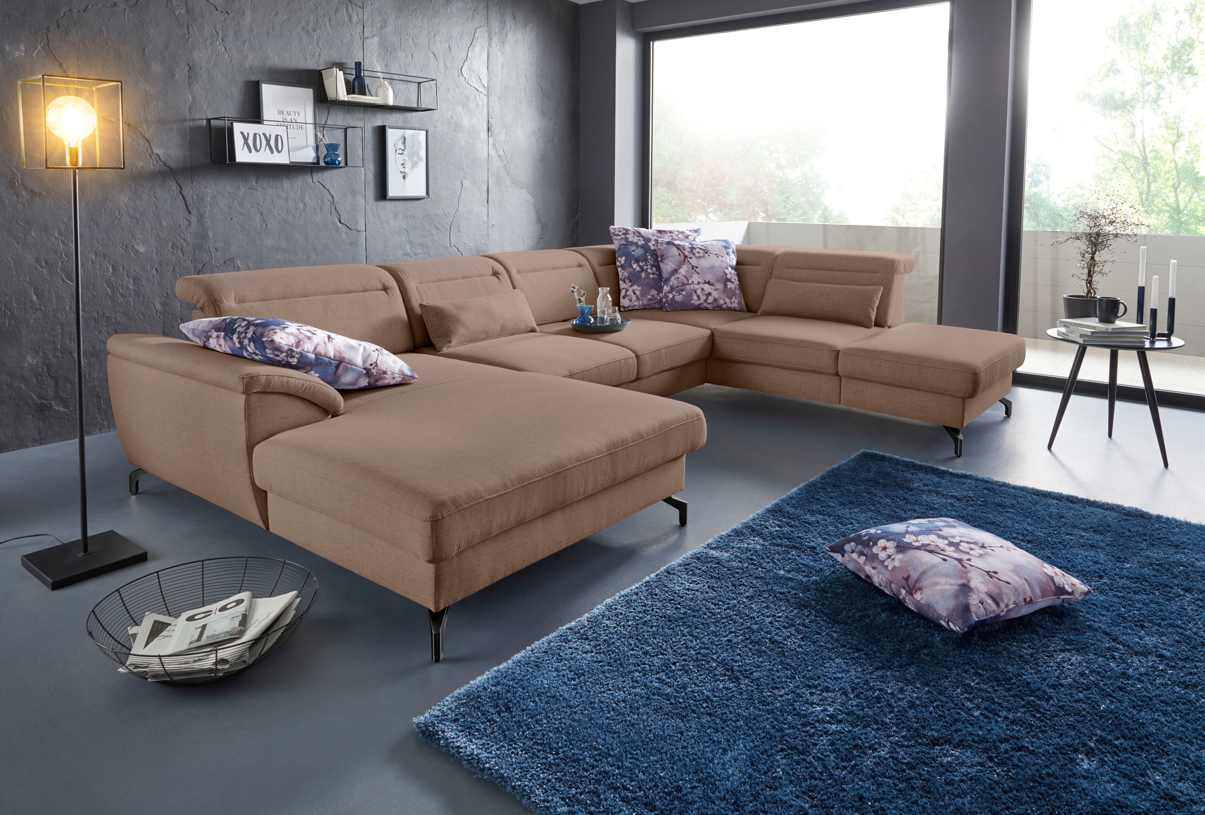 Image of sit&more Wohnlandschaft, 12 cm Fusshöhe, inklusive Sitztiefenverstellung, wahlweise Kopfteilverstellung, wahlweise in 2 unterschiedlichen Fussfarben bei Ackermann Versand Schweiz