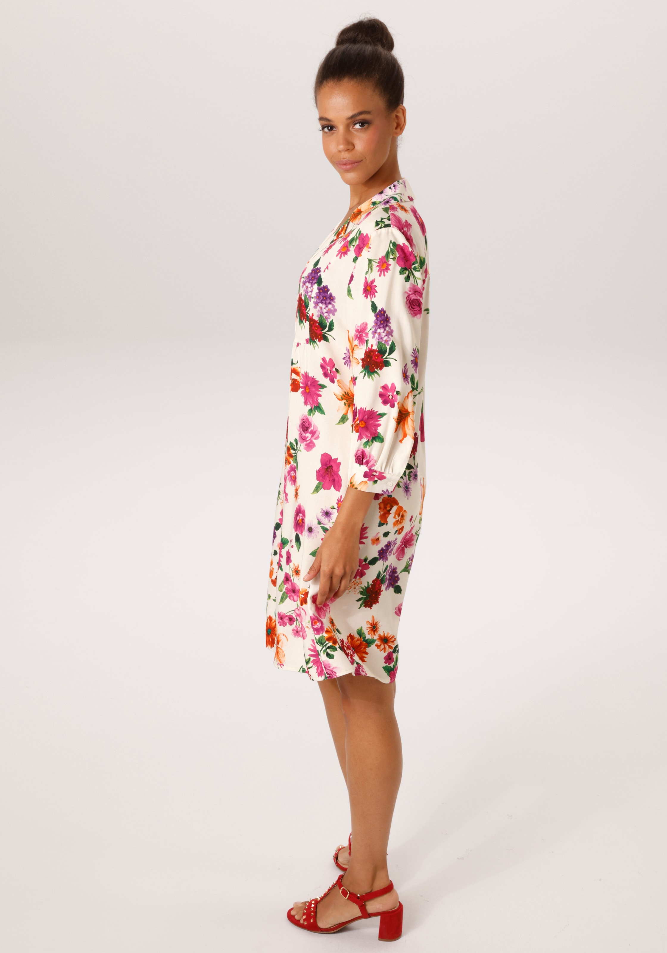 Aniston CASUAL Robe chemisier mit romantischen Blumendruck - jedes Teil ein Unikat - NEUE KOLLEKTION