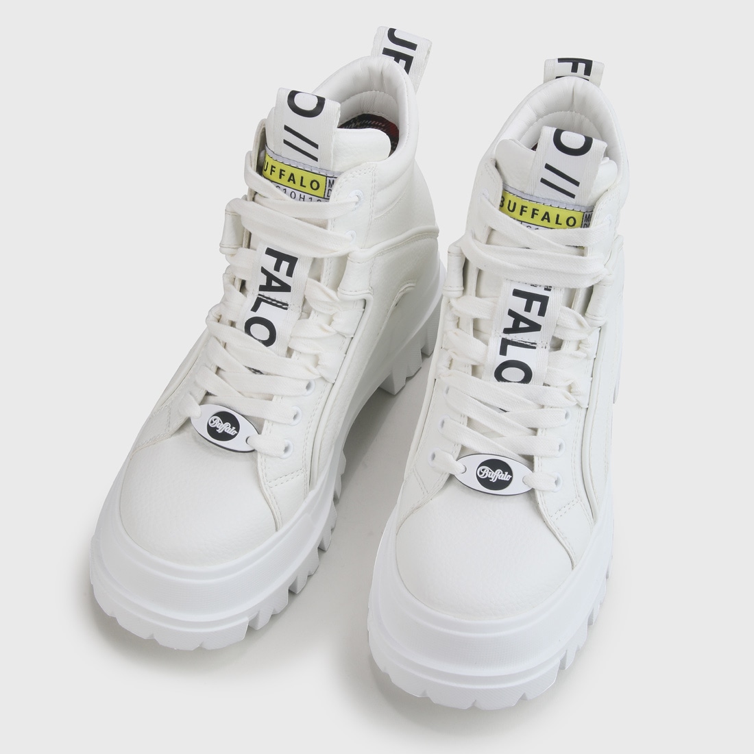 Buffalo Bottines à lacets »ASPHA NC MID«  Plateauboots, Schnürstiefelette, High Top Sneaker in monochromer Optik