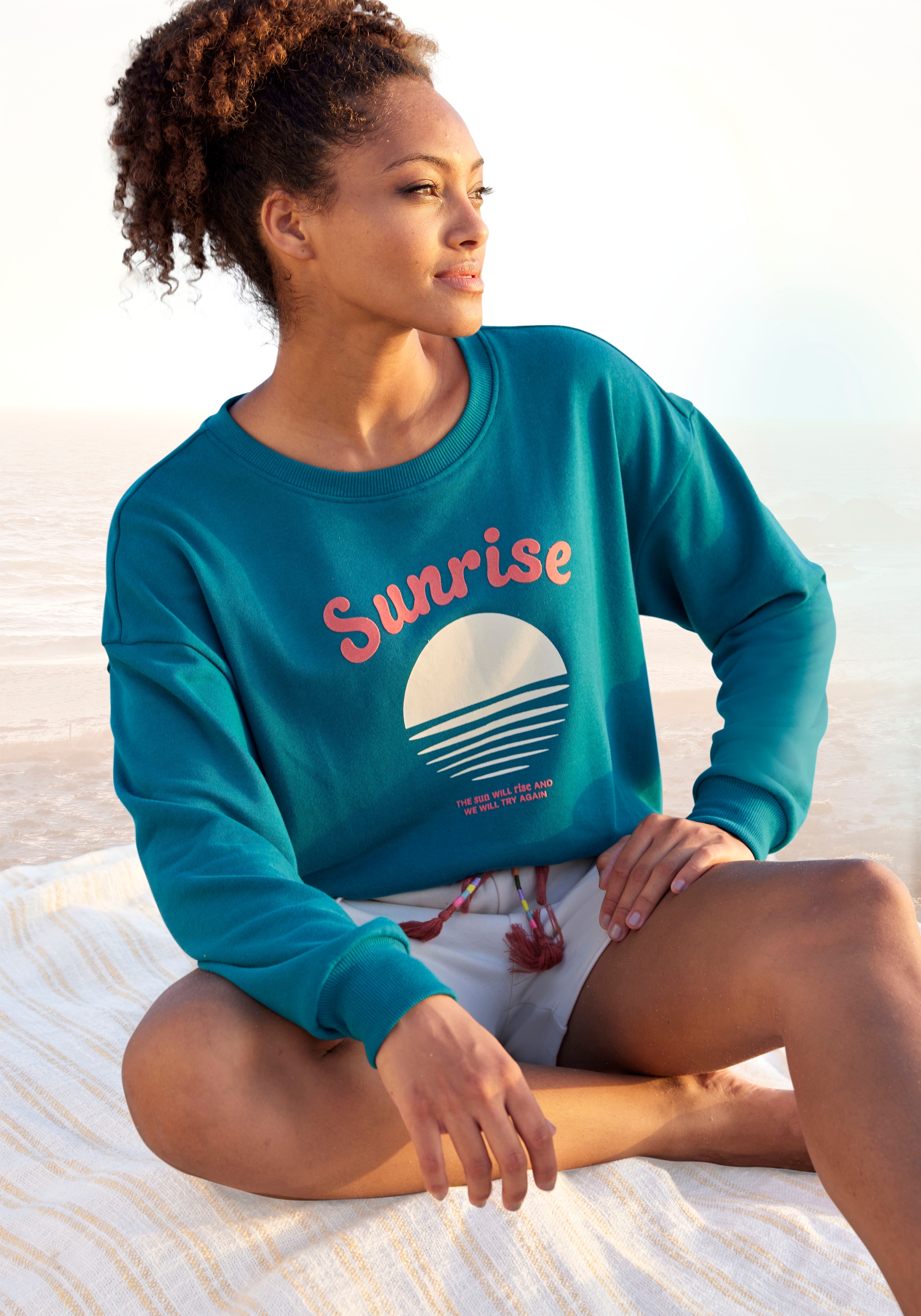 Sweater »-Pullover«, mit schönem Frontprint, Loungewear
