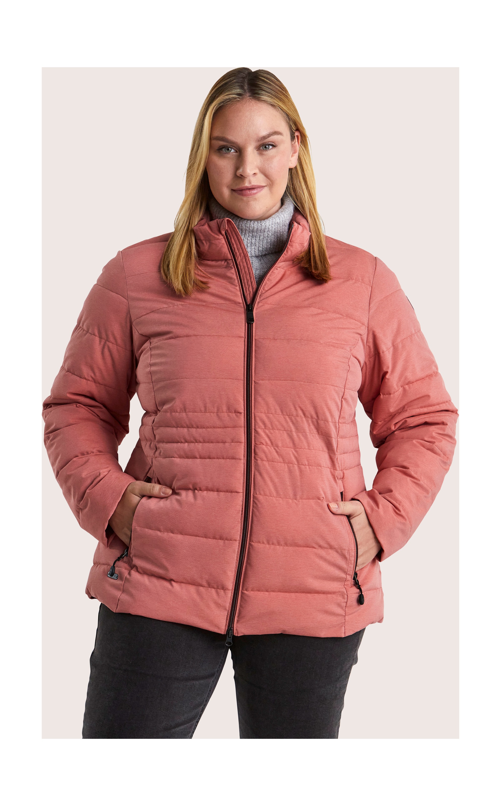Image of STOY Steppjacke "STW 20 WMN QLTD JCKT" Leichte, warme Damenjacke von STOY, atmungsaktiv, wasserabweisend