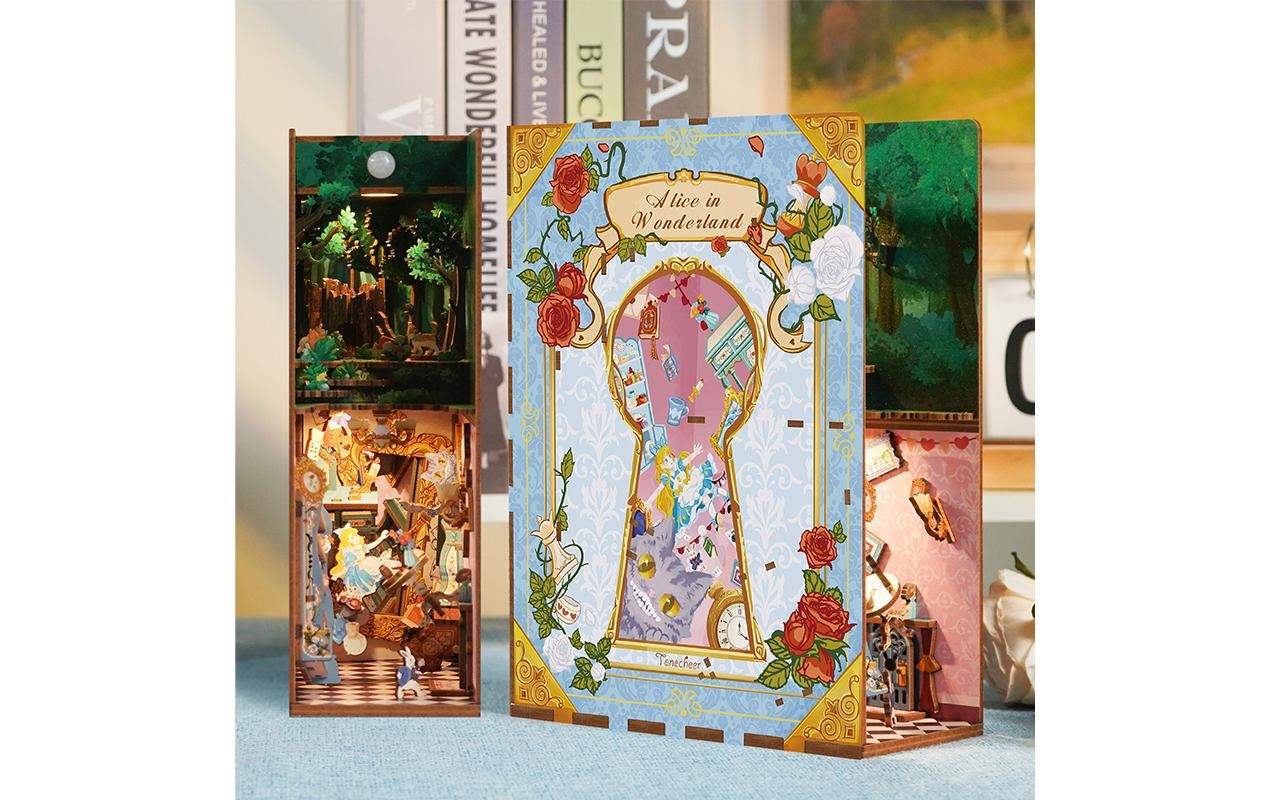   Modellbausatz »Tonecheer Book Nook Alice in Wonderland« 184 Stk. tlg.
