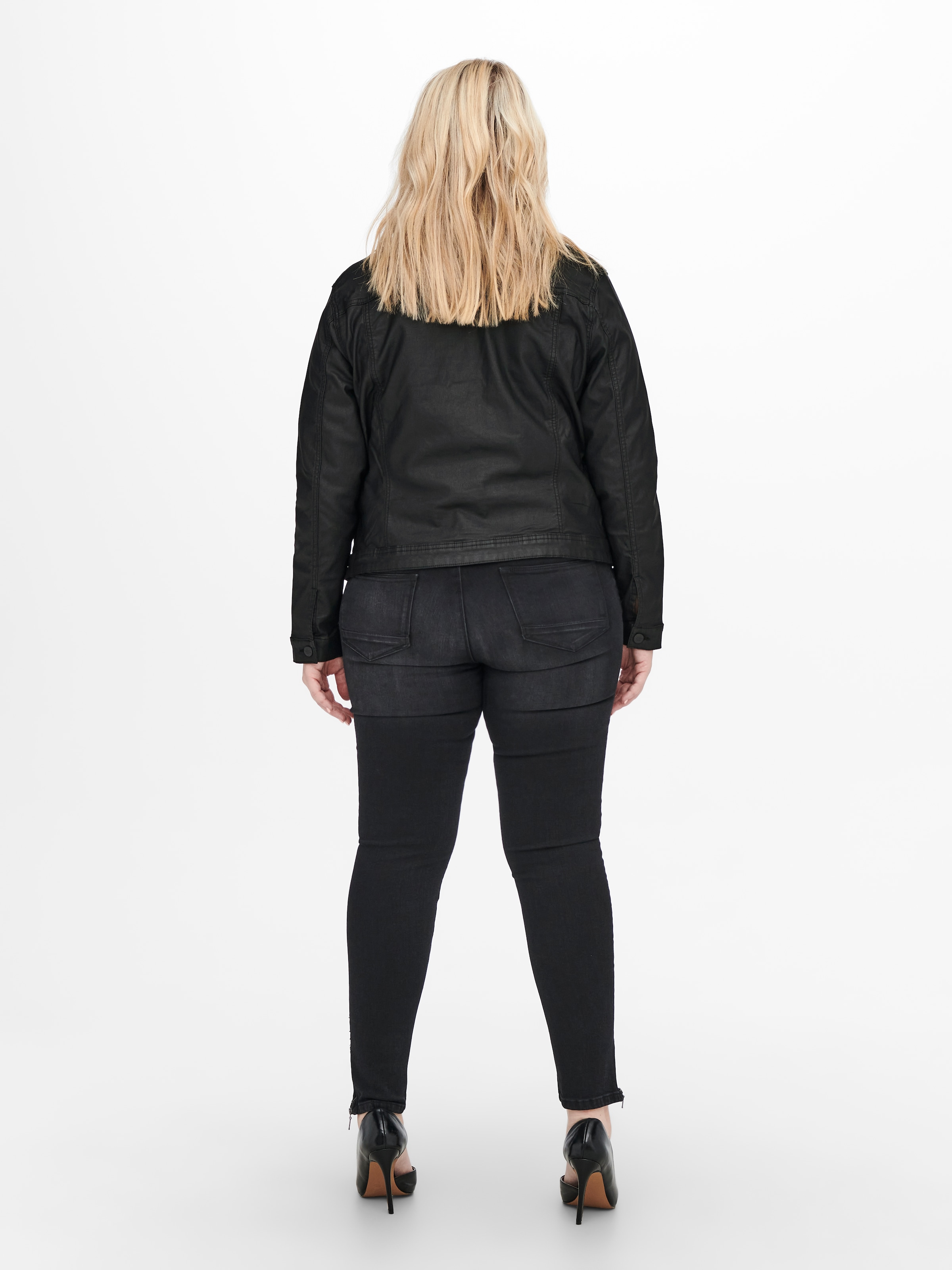 ONLY CARMAKOMA Veste en imitation cuir »CARWESPA LIFE COATED DNM JACKET«