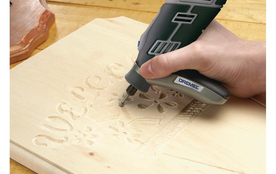 DREMEL Elektro-Multifunktionswerkzeug »8220-5/65 Platin Edition«, (Set), Bohren; Drehzahlvorwahl; Fräsen; LED-Arbeitsleuchte; Sägen; Schleifen