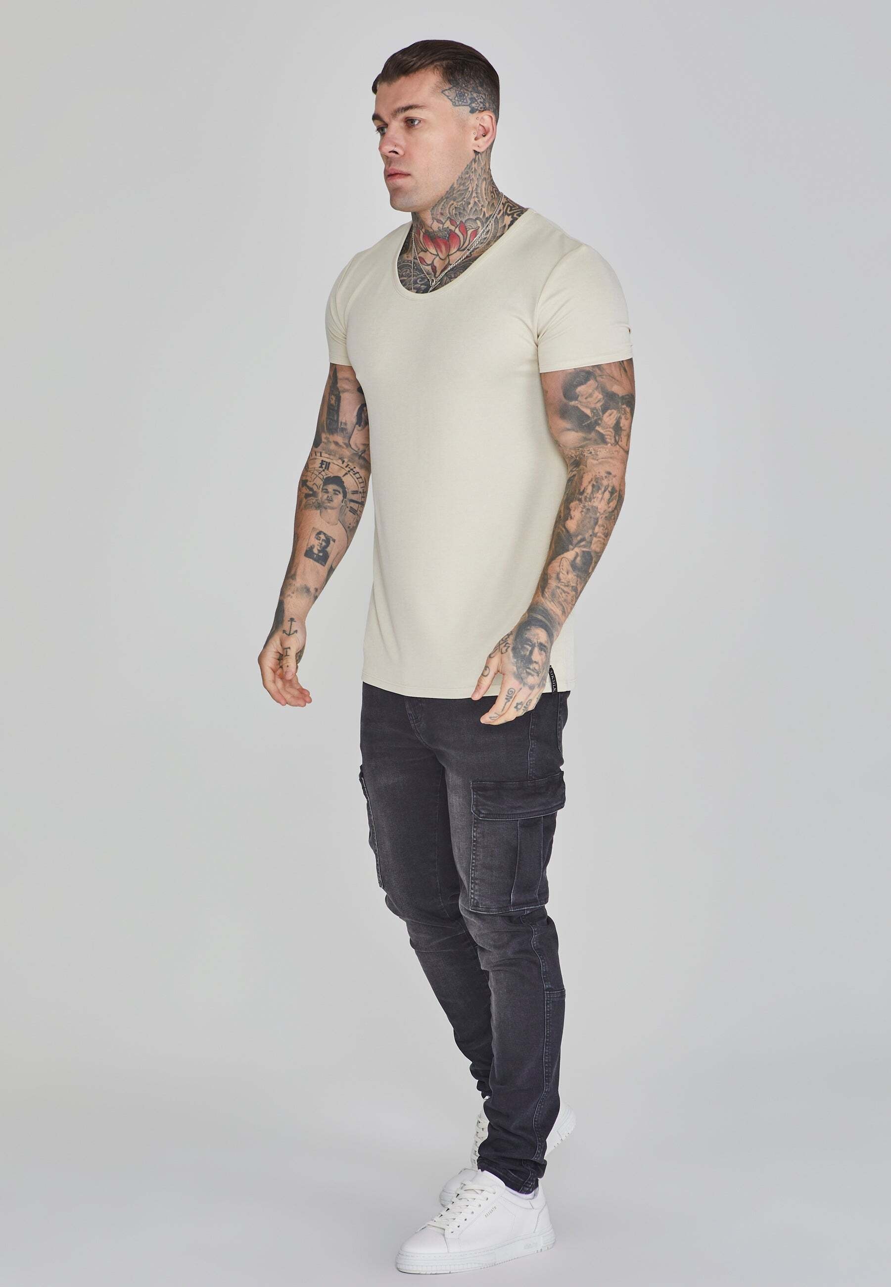 Siksilk T-Shirt »Siksilk T-Shirt Muscle Fit T-Shirt in Ecru«