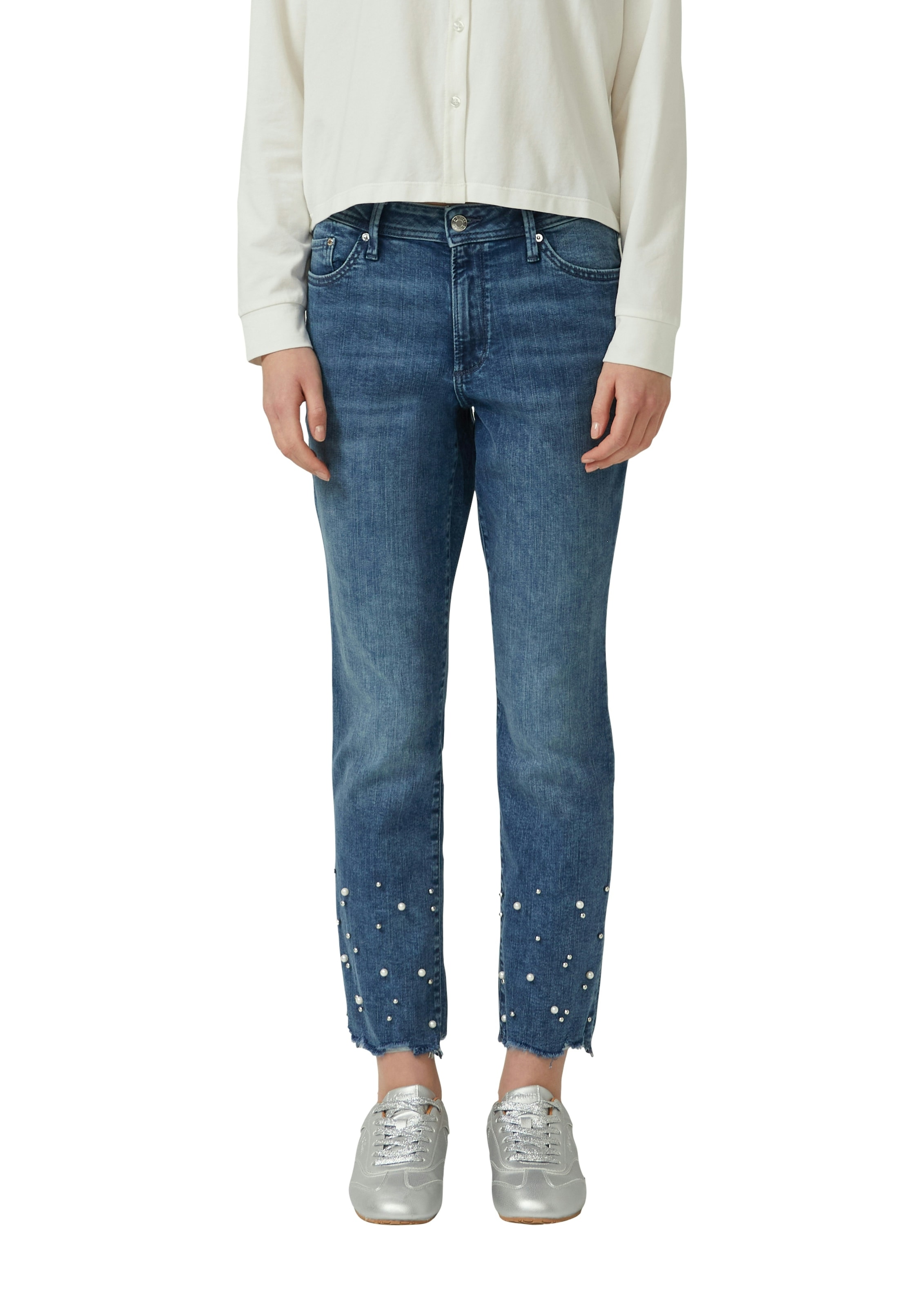Image of s.Oliver 7/8-Jeans "Style Betsy" 7/8-Länge mit Perlenbesatz und offenen Nähten