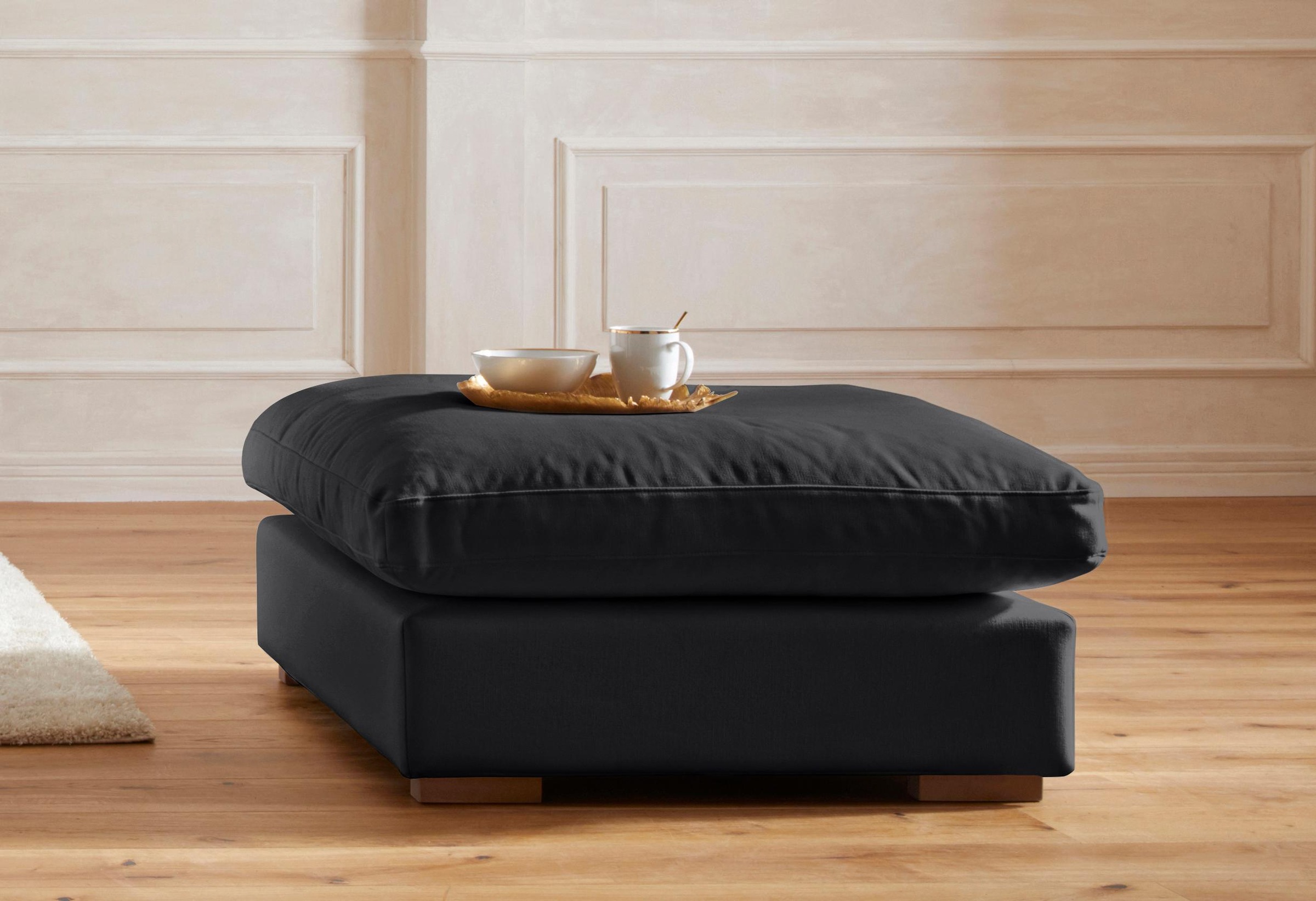 Image of Guido Maria Kretschmer Home&Living Hocker »Pantin«, mit Federn und Daunen bei Ackermann Versand Schweiz