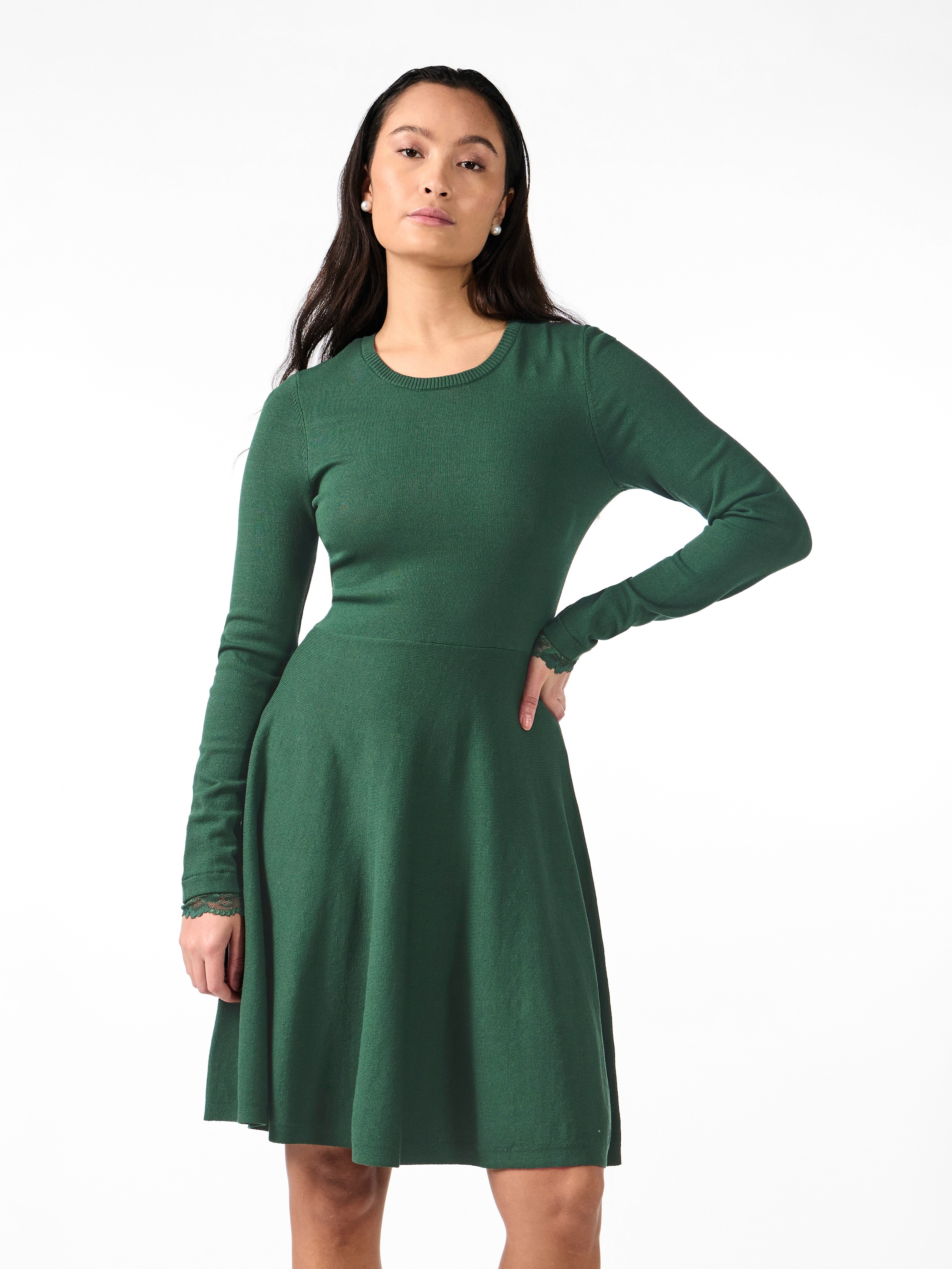 Image of Y.A.S Strickkleid "YASBECCO" mit Spitze am Ärmelsaum
