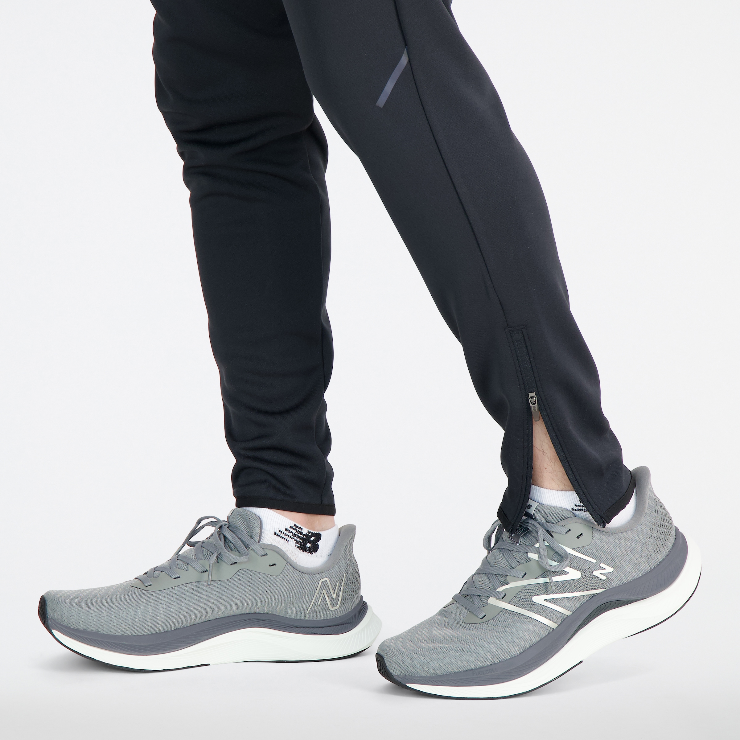 New Balance Trainingshose »MENS TRAINING PANT«